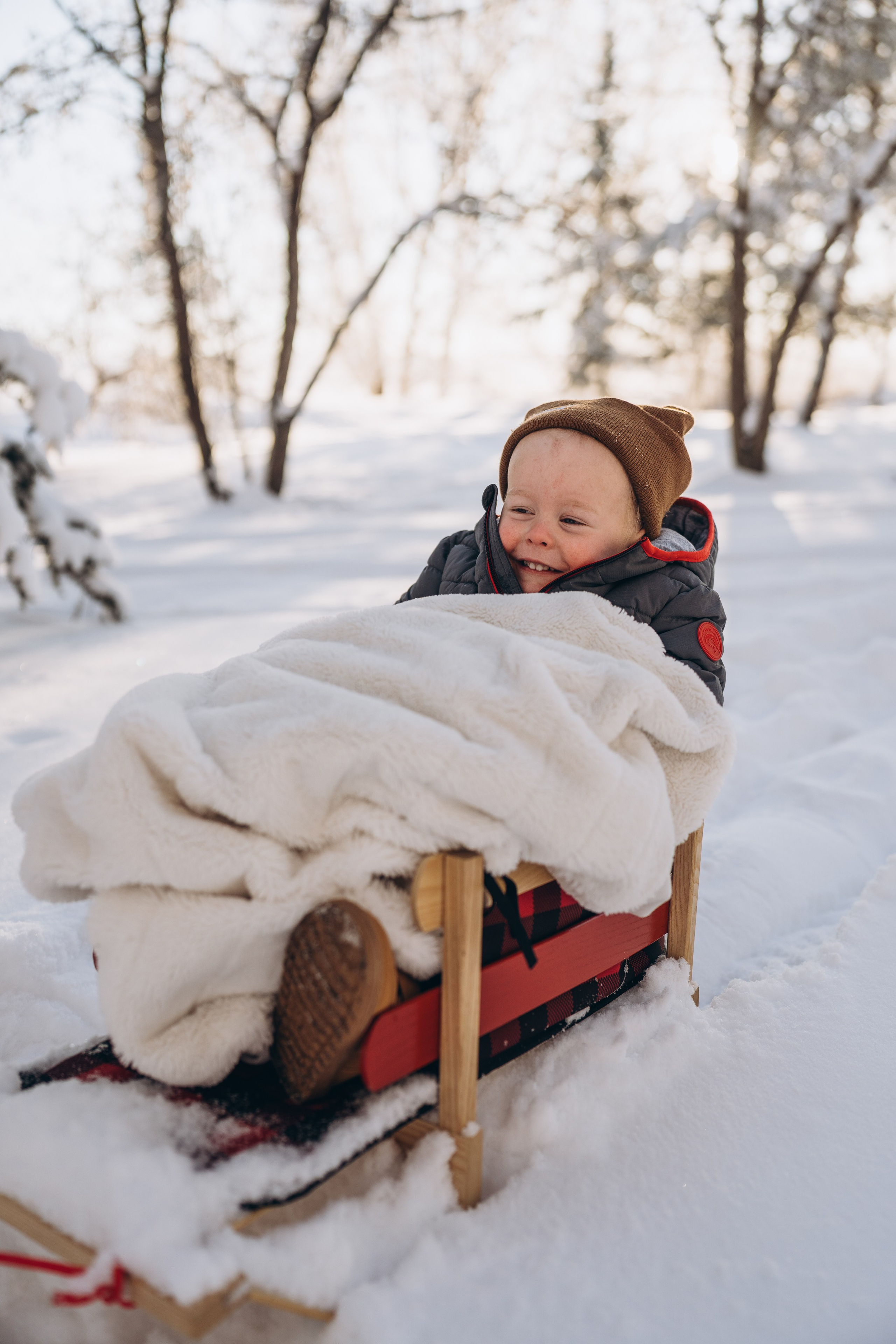 Katie & fam. Calgary Wedding & Lifestyle Photographer — Yevhen Polishchuk