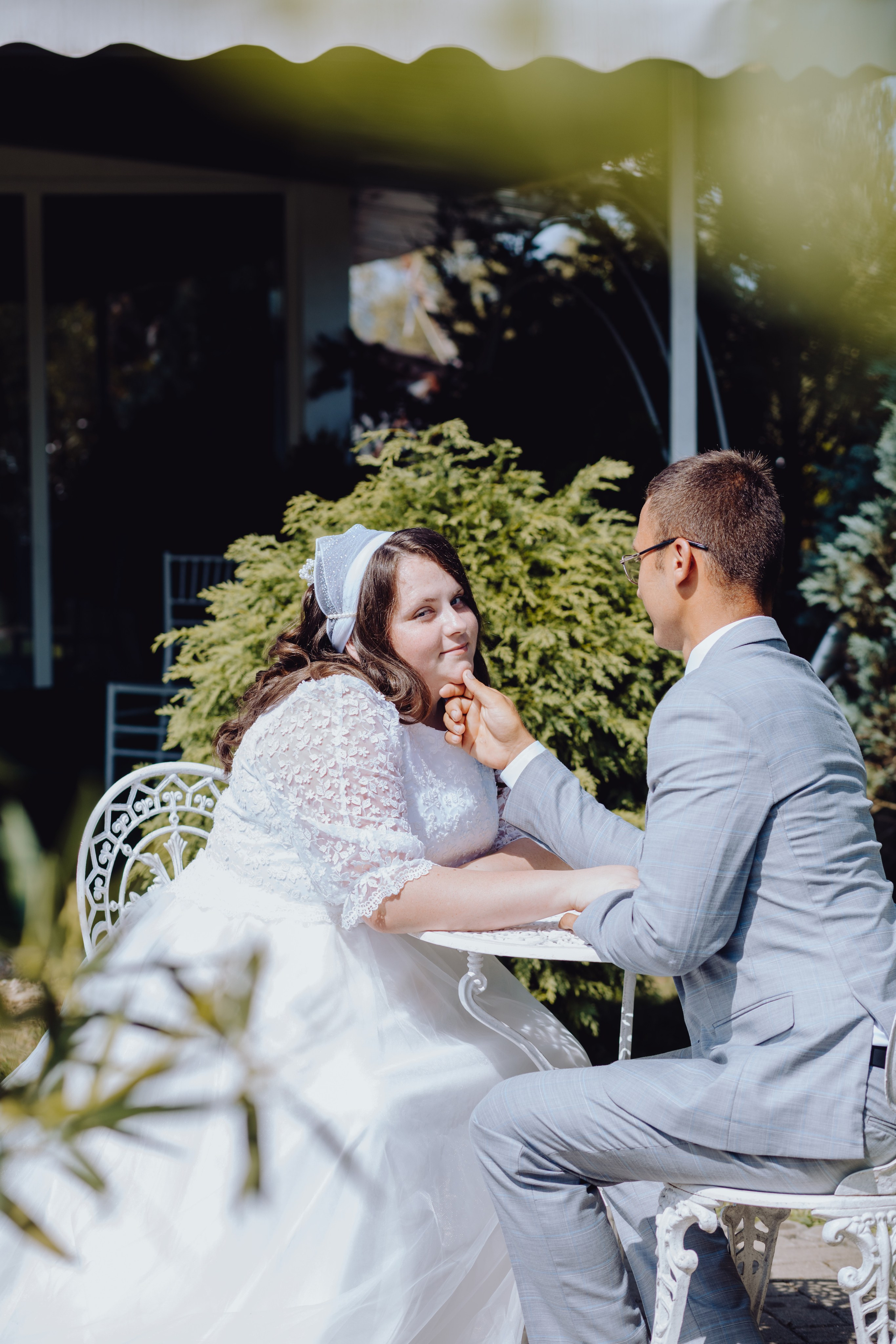 Cristi & Maria. Wedding & couple photographer from Romania Rut Vetan