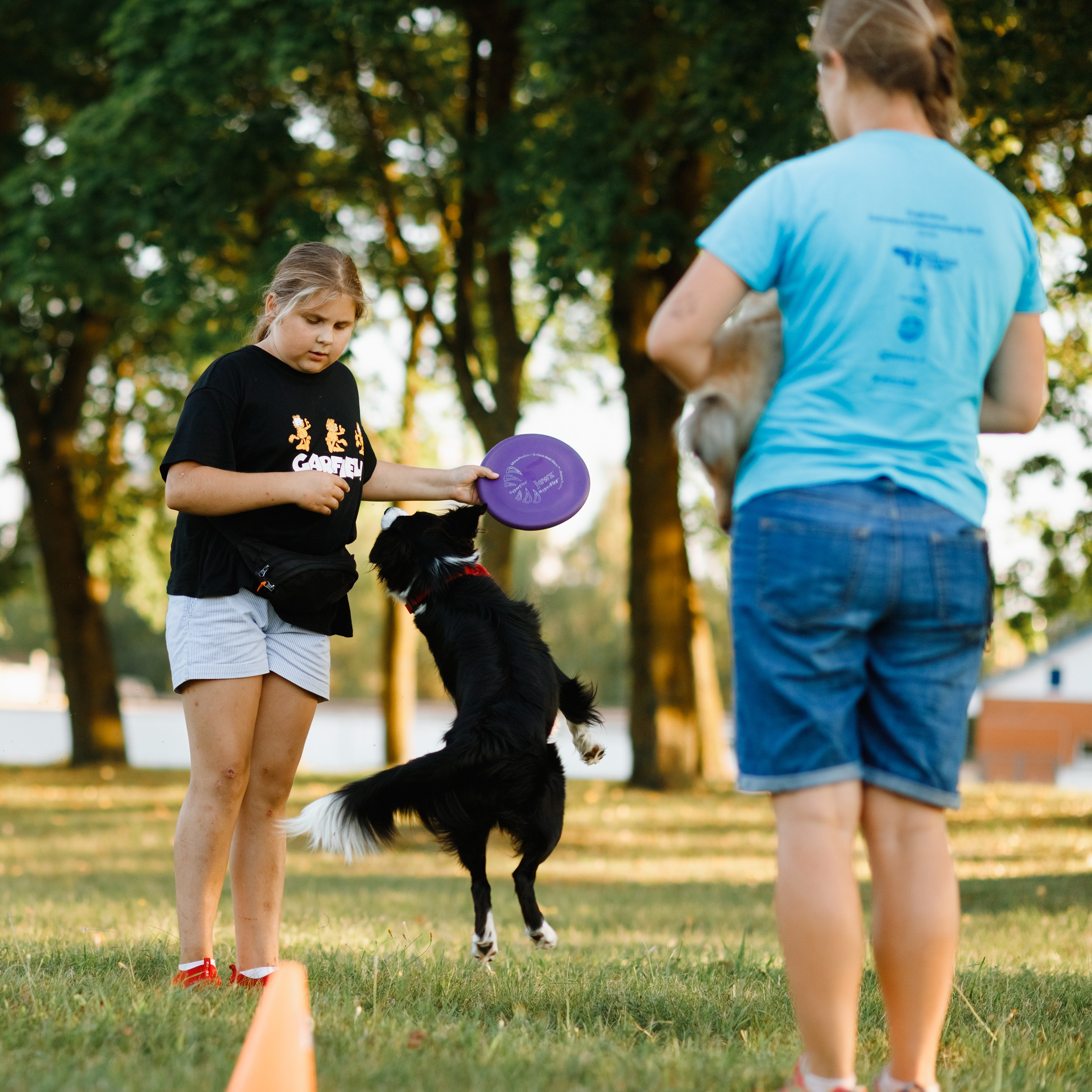 Frisbee workshop of Darya Lukina. Kaja | fotograf we Wrocławiu | ludzie i psy