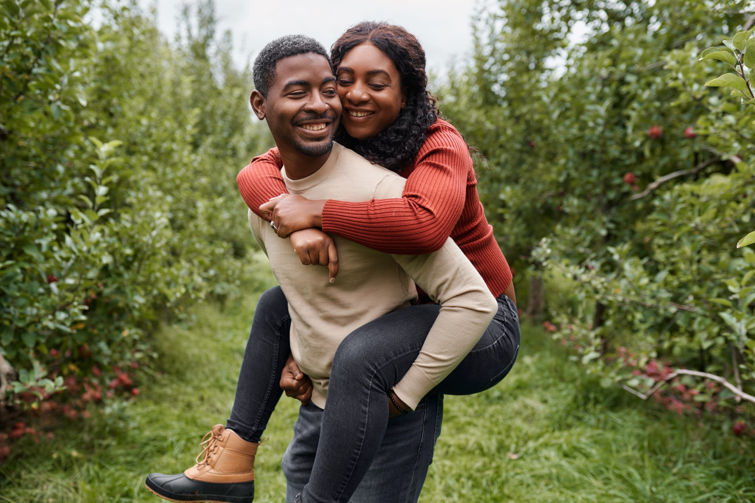 Engagement photo shoot NYC. Professional Wedding and event photographer USA New York