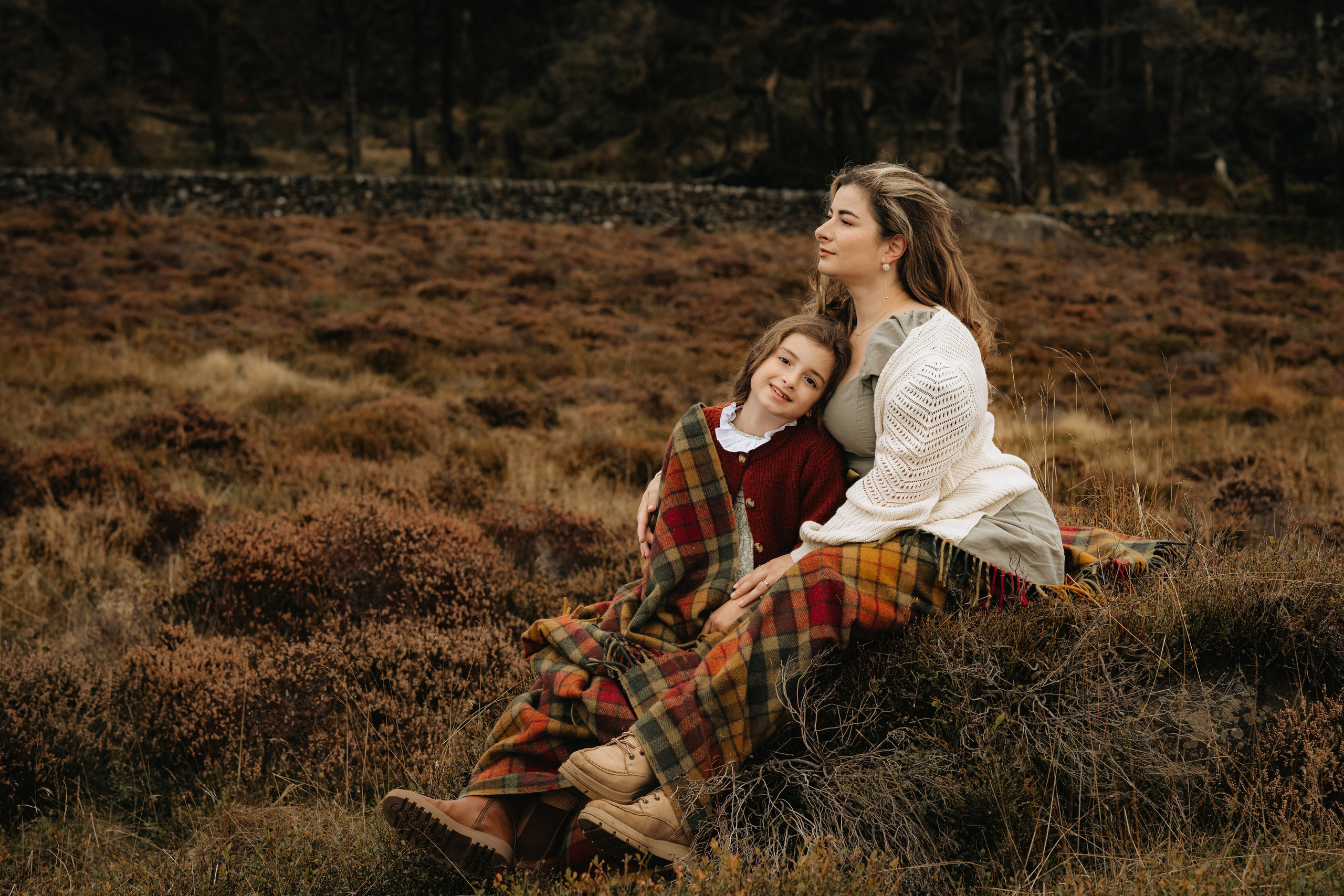Mommy and me, Peak District. Tania Gandrabur, photographer in West Midlands, England