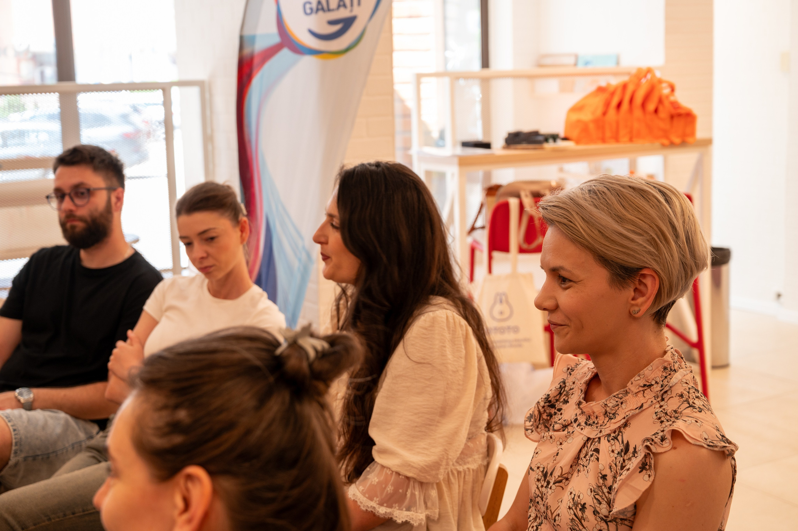 Voluntar Editia 2 — Fundatia Comunitara Galati. Fotograf de Sport, Portret, Produs, Corporate, Cultural și Evenimente în Galați | Valentin Stanciu