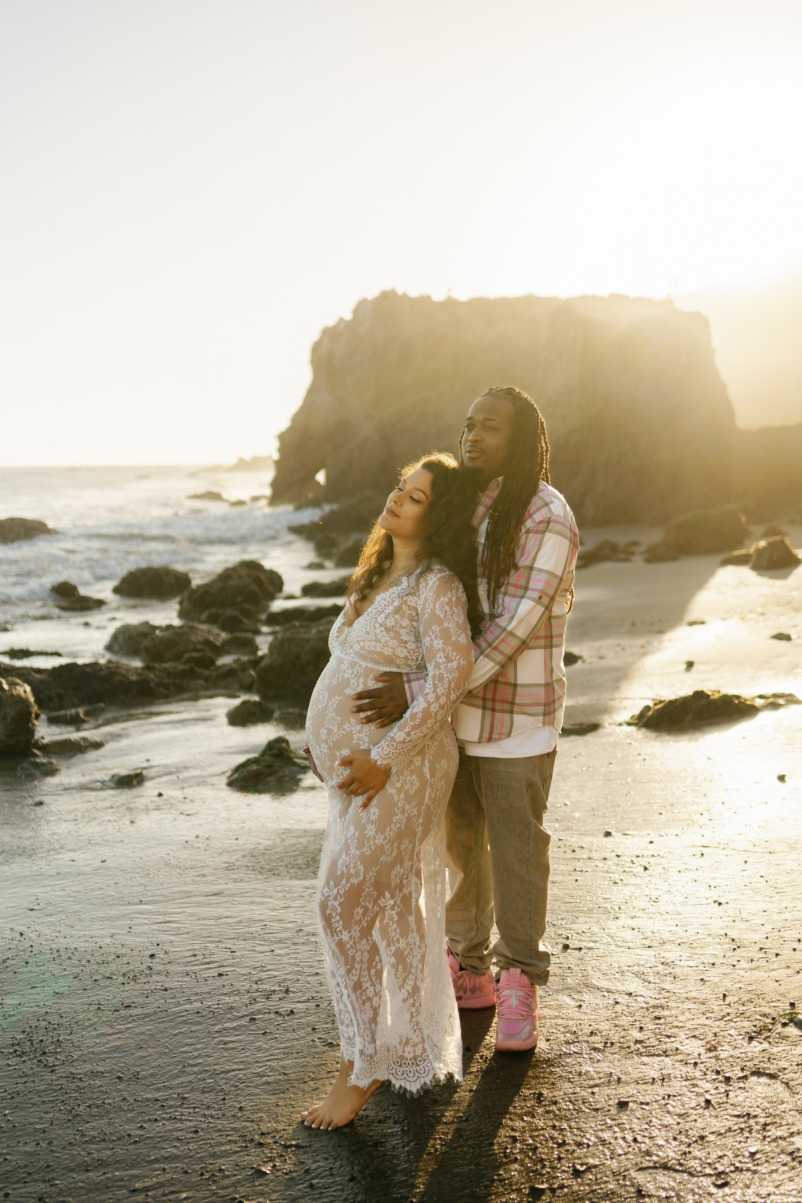 El Matador Beach Maternity Session. Wedding Photography & Videography Team in California, Los Angeles, San Francisco, San Diego and Travel