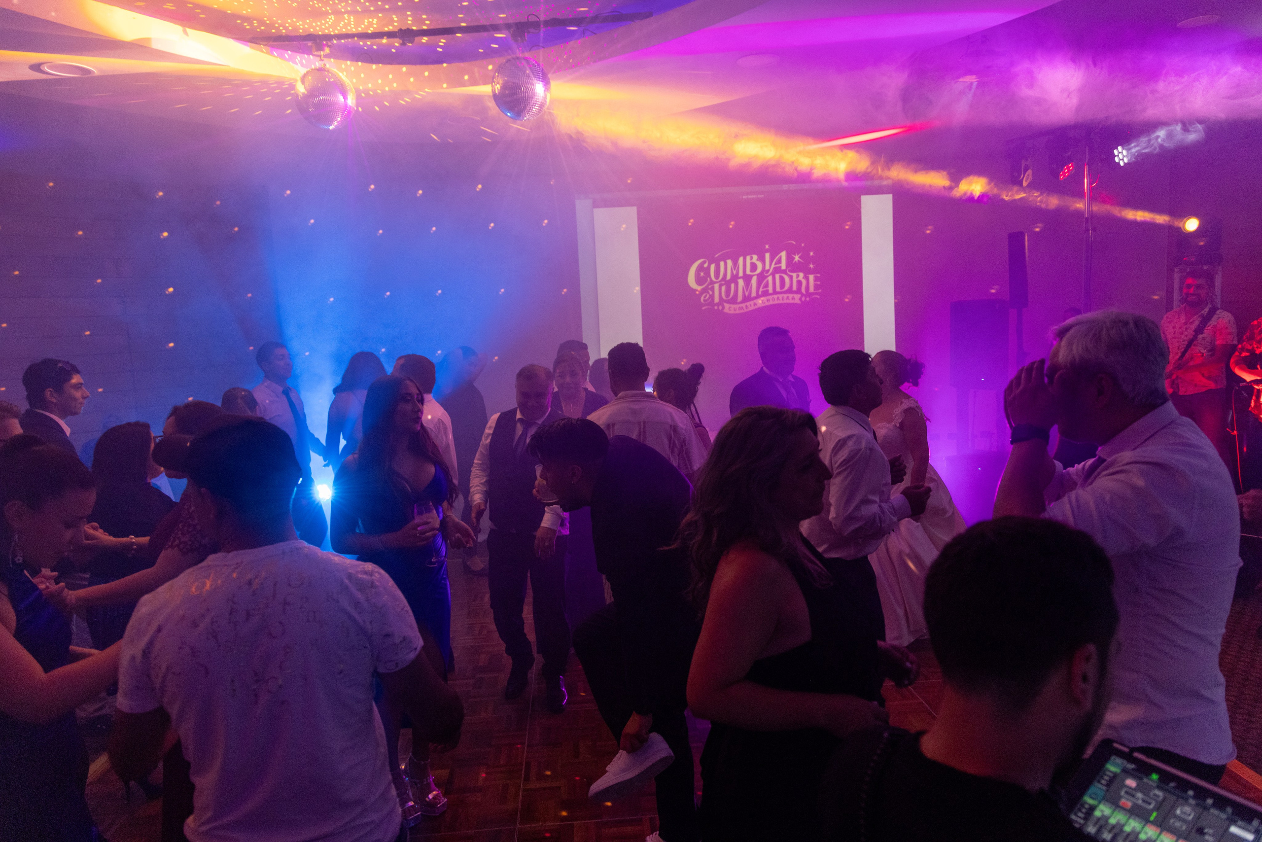 Silvia y Jorge. Dinka & Emilio - El arte de preservar lo que no se repite