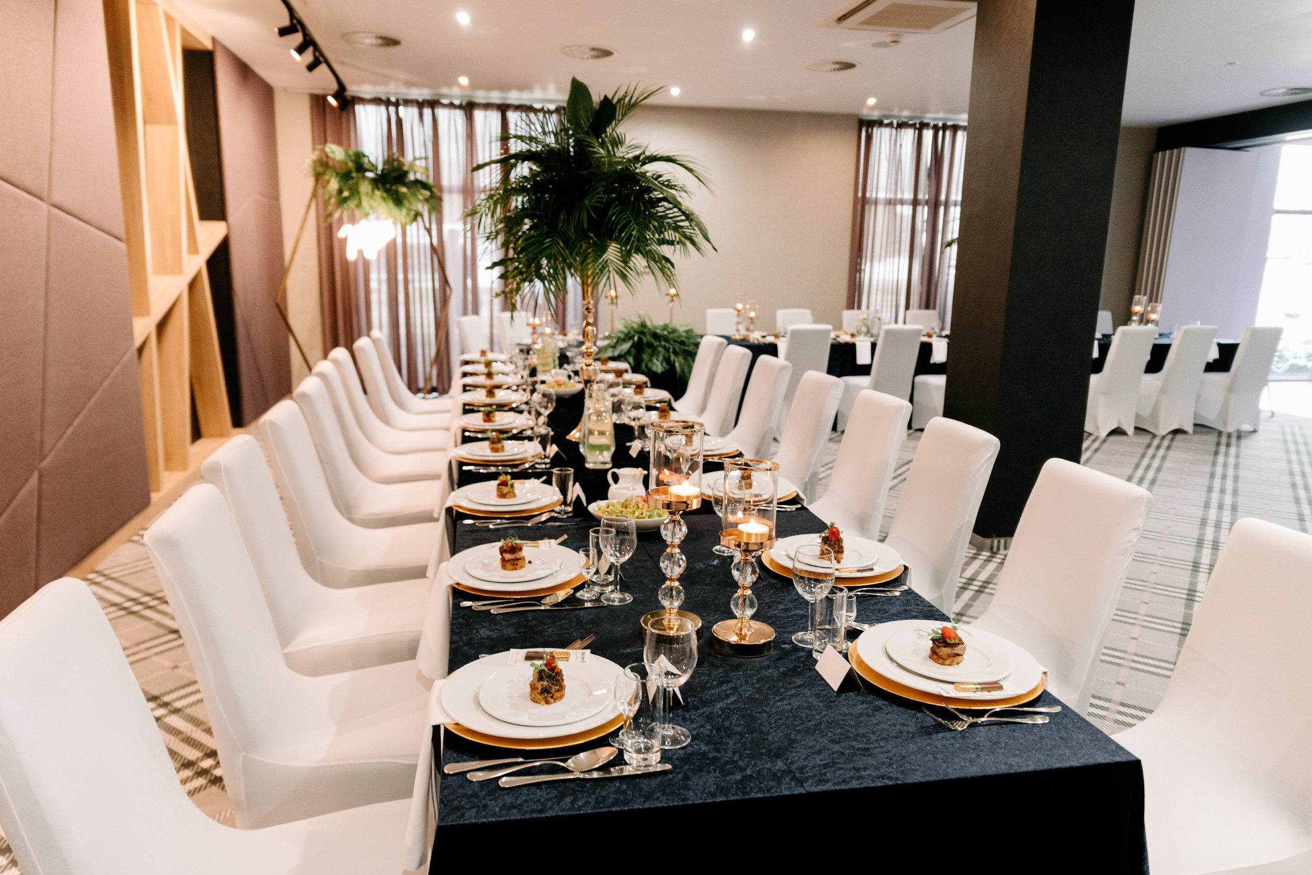 Anita ♡ Michał. Fotograf Ślubny Warszawa - Sesje Biznesowe Rodzinne Eventy