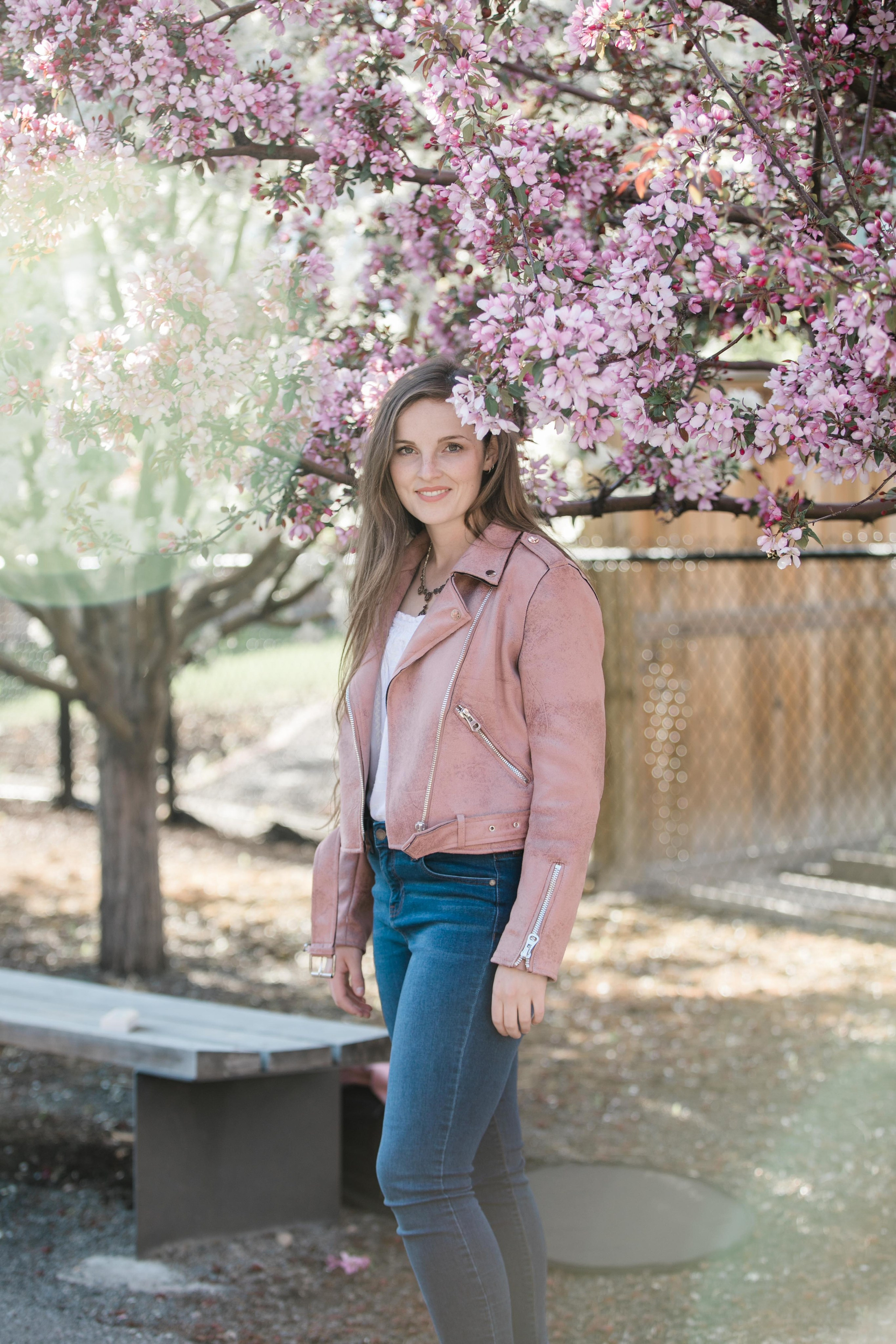 Kelsey — Cherry Blossom. Fotografía accesible en Calgary