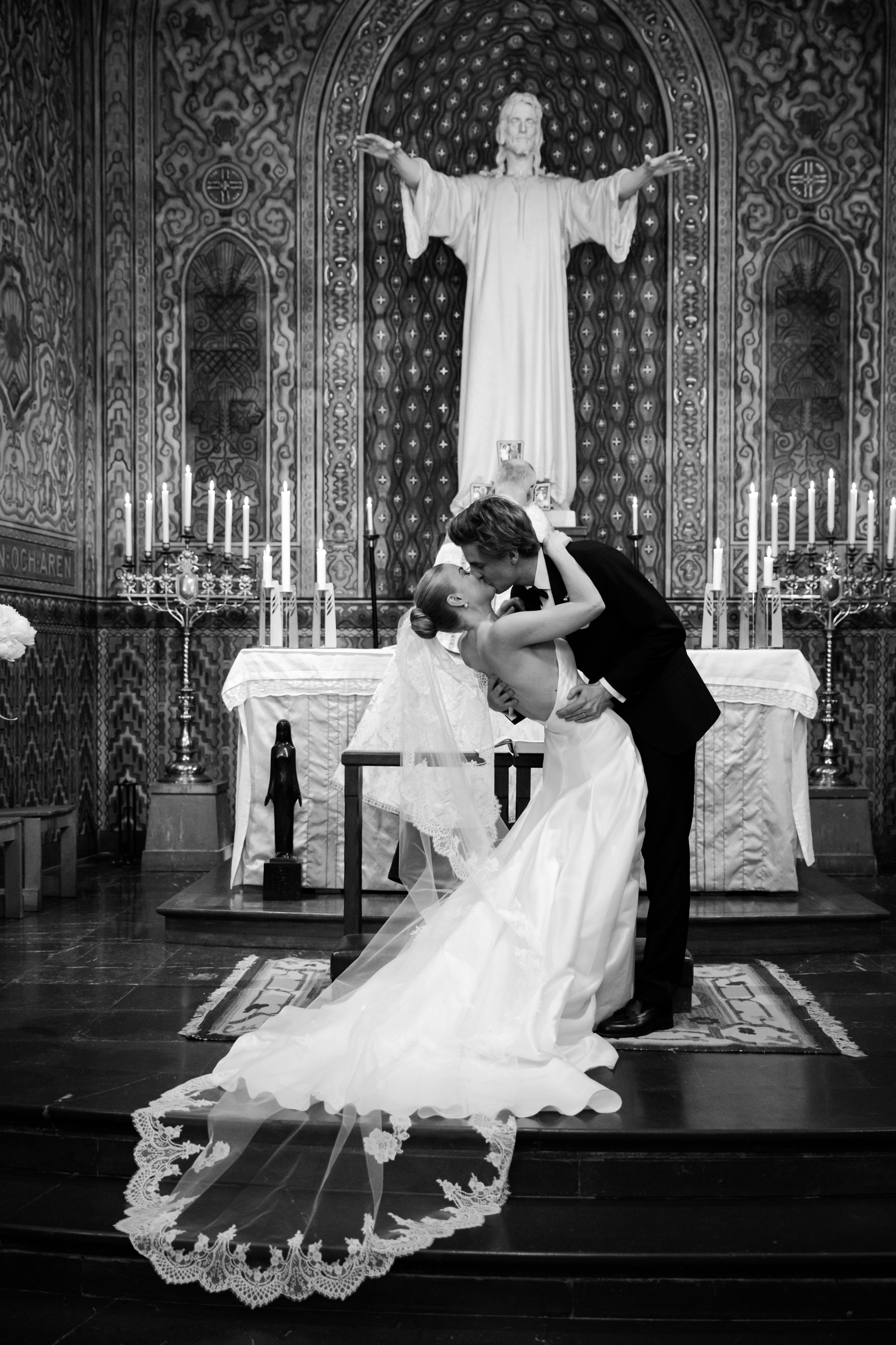 Clara & Douglas | Wedding Photography in Paris. Paris Wedding Photographer