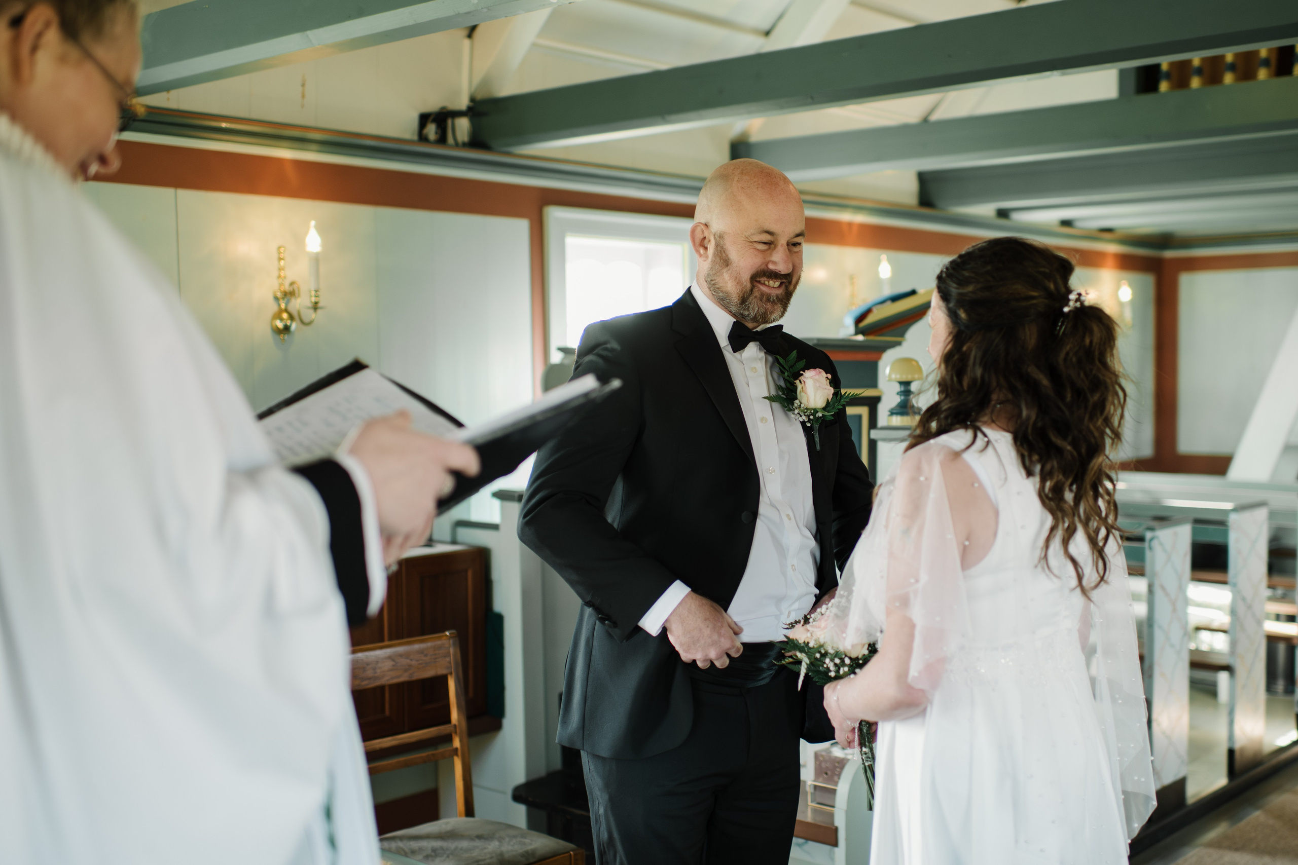 Emma and Phil. Michalina Dzianach Wedding Photographer Iceland