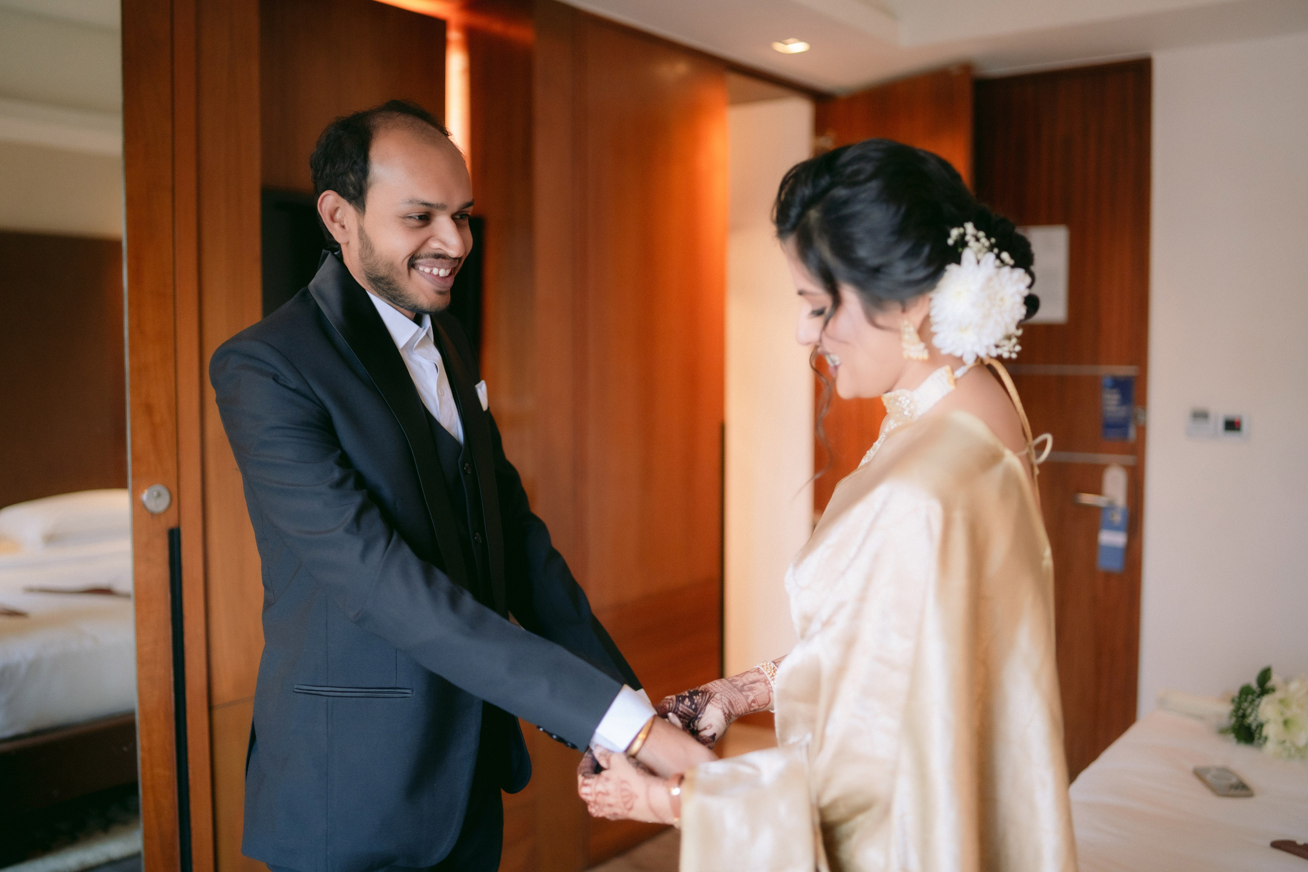 WEDDINGS. Love Emotions Weddings