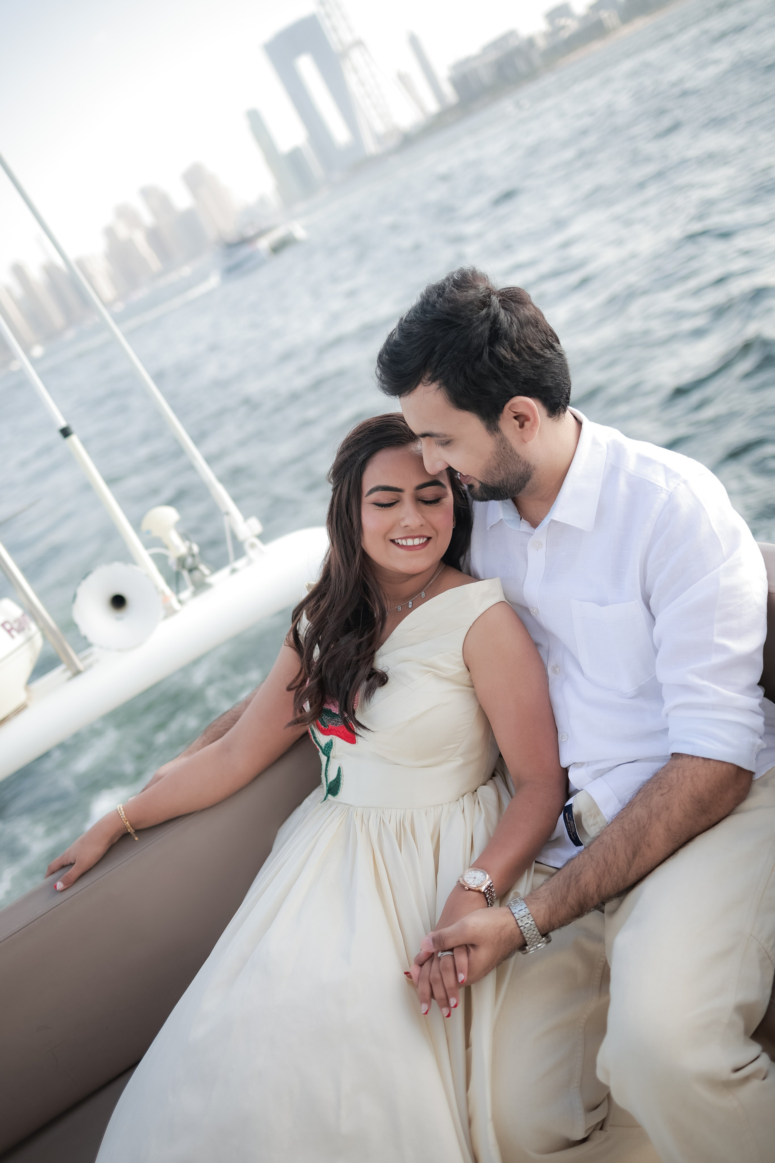 COUPLE SESSIONS. Love Emotions Weddings