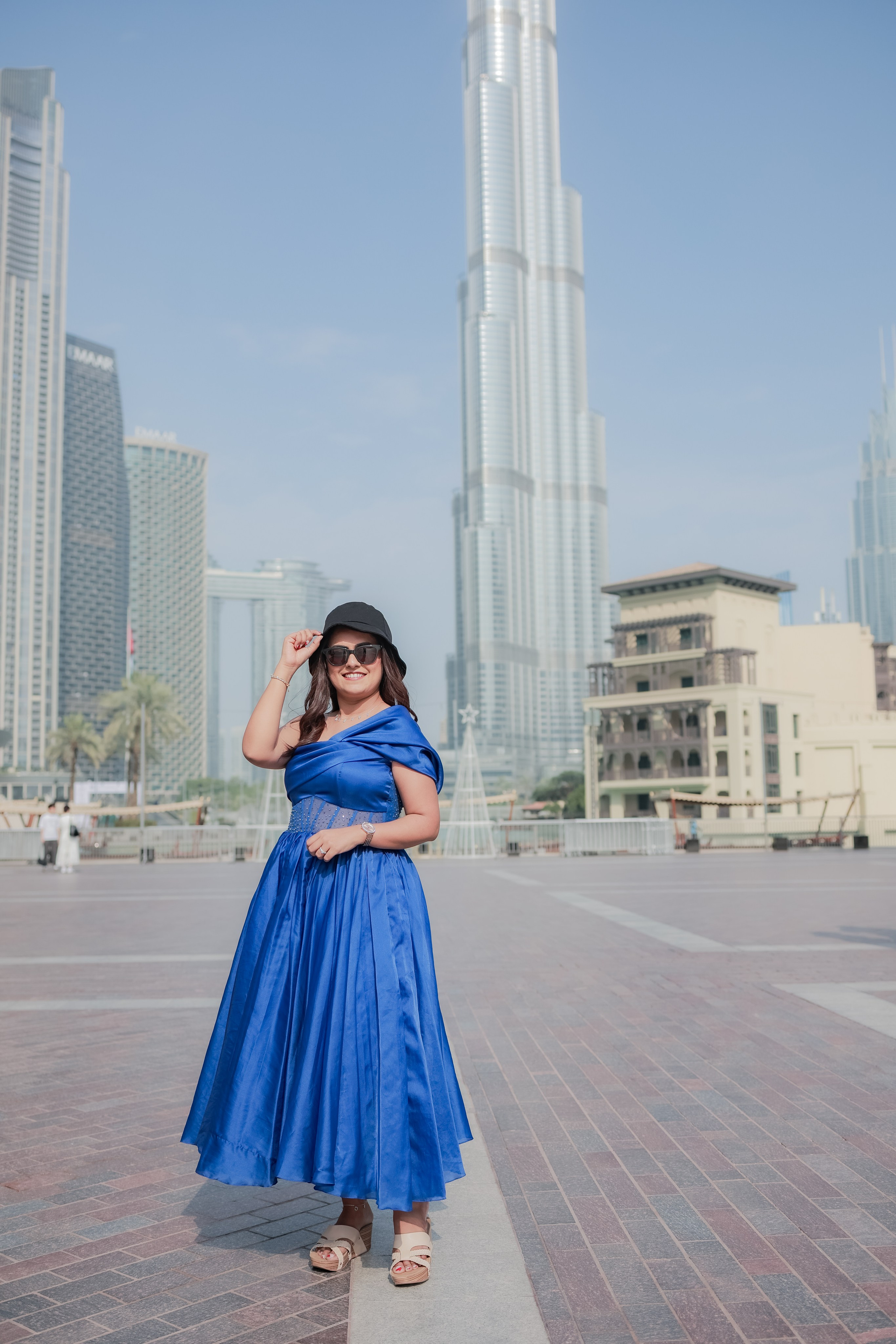 COUPLE SESSIONS. Love Emotions Weddings