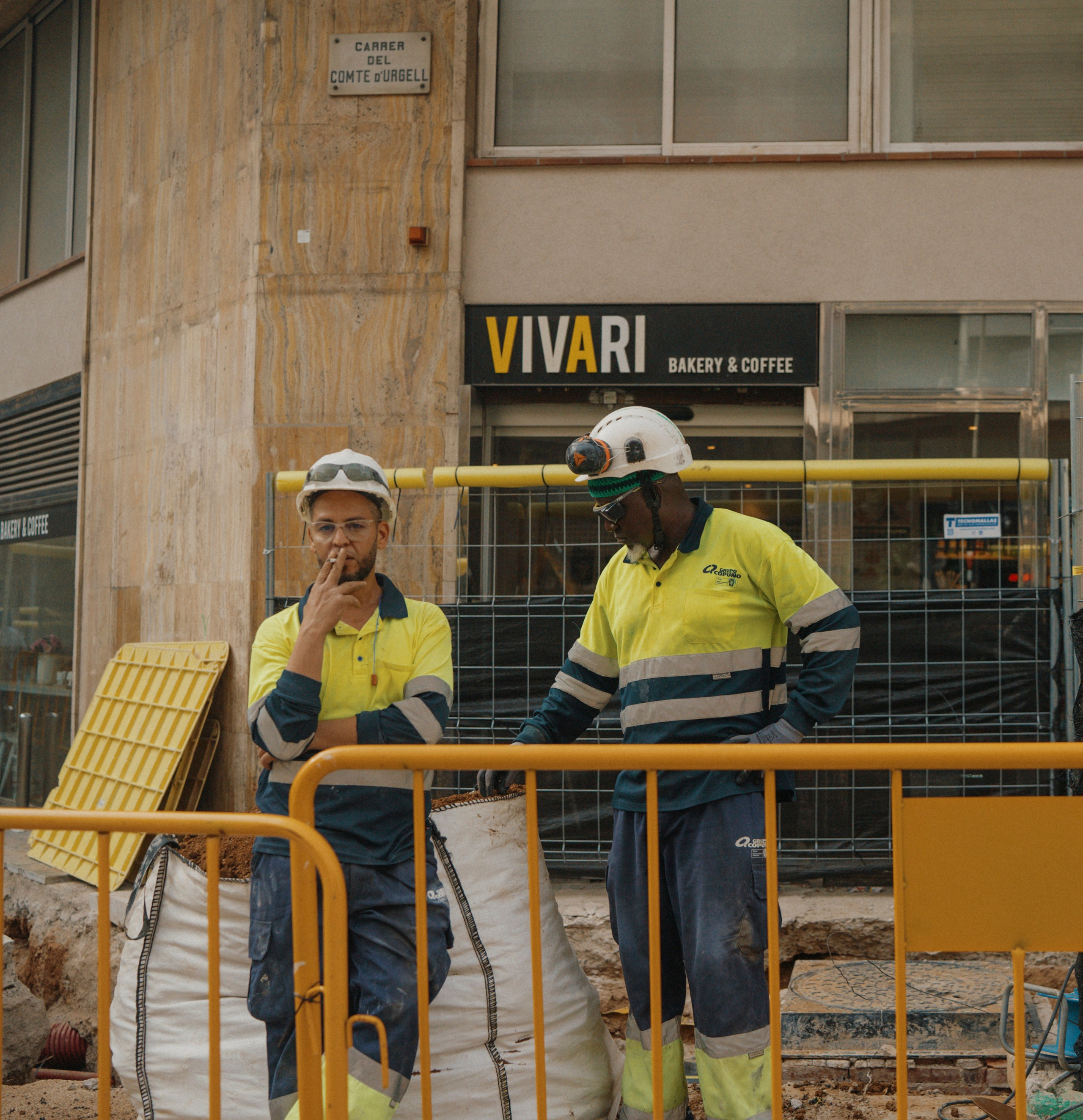 ЕВРОТУР. Стрит-фотография, полная абсурда, идиотизма и красоты