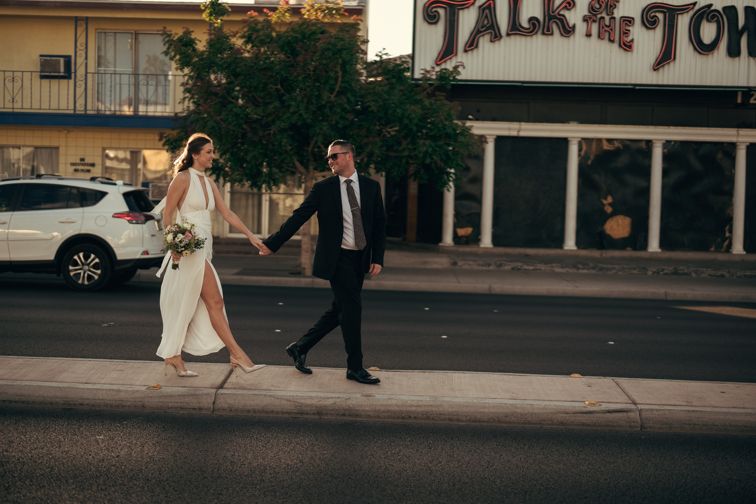 Corbin&Ivanna. Wedding & elopement photographer Viktoriya Kravtsov. Las Vegas