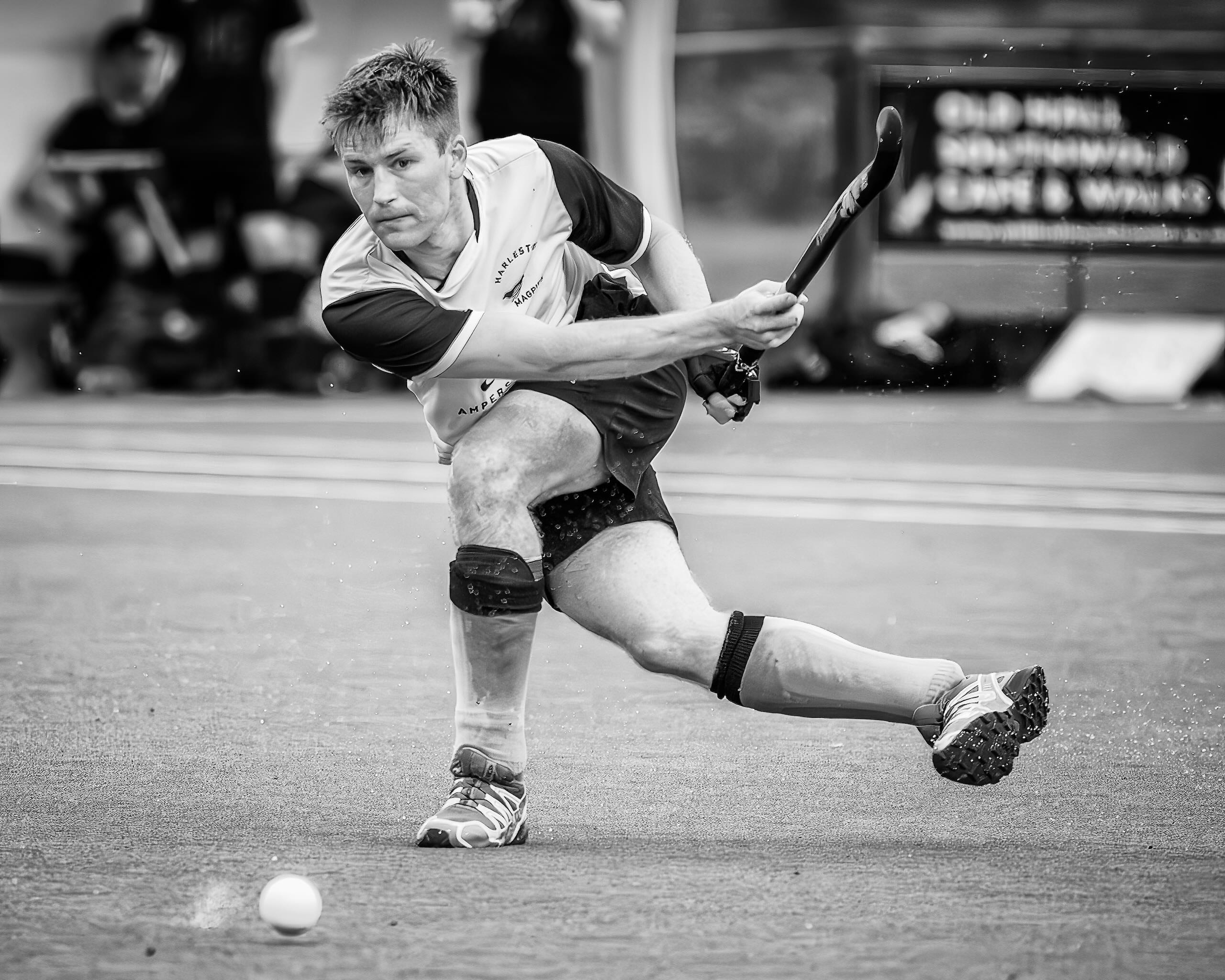 Harleston Magpies vs Blueharts: Hockey Photography. Hedley Wright Photography | East Anglia Sport, Street, Wildlife, Landscape & Astrophotography