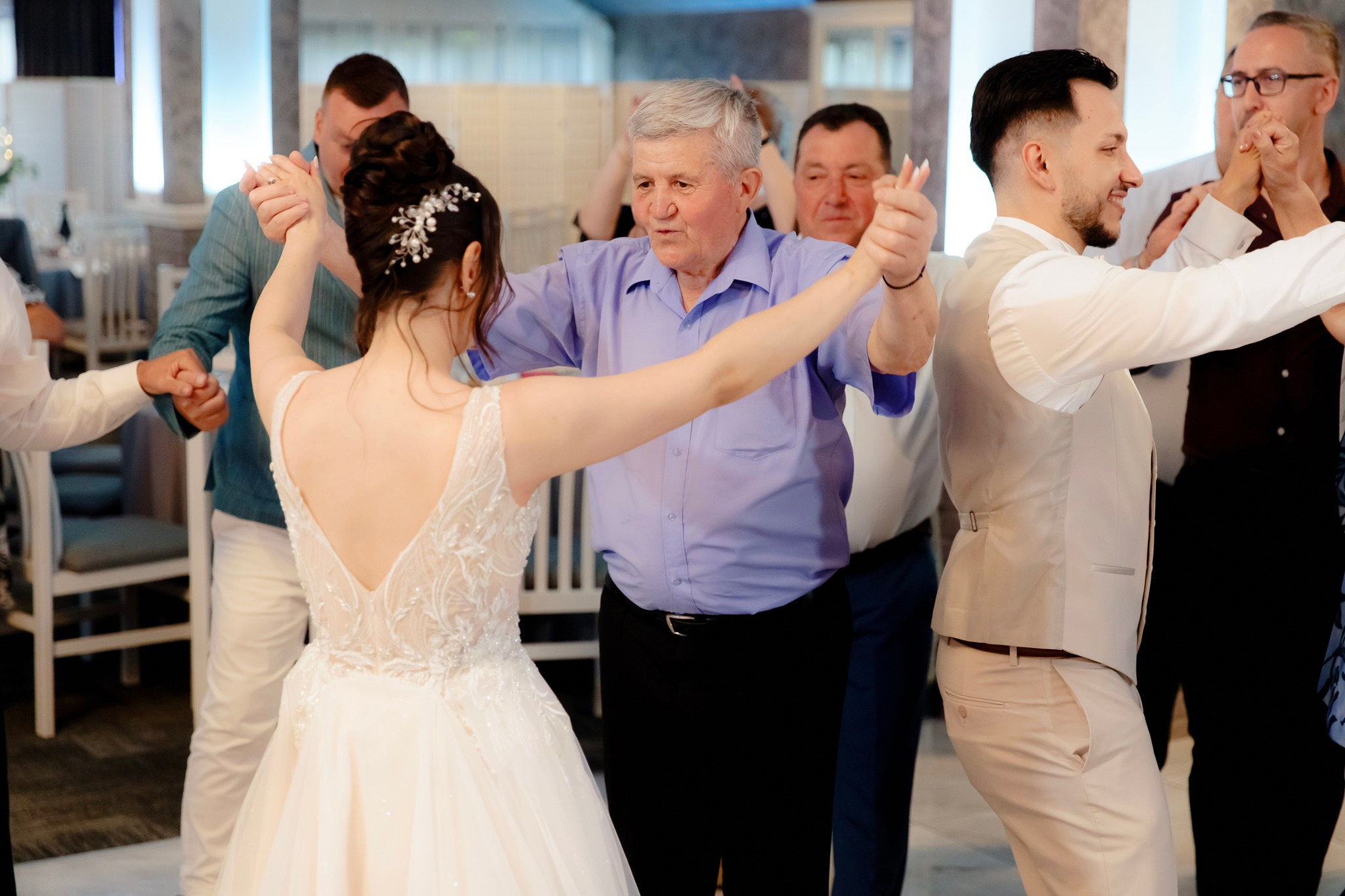 Ioana & Ionuț | Nuntă de poveste la Păstrăvăria Poiana din Mălini județul Suceava. Servicii foto-video profesionale, pentru momente de neuitat