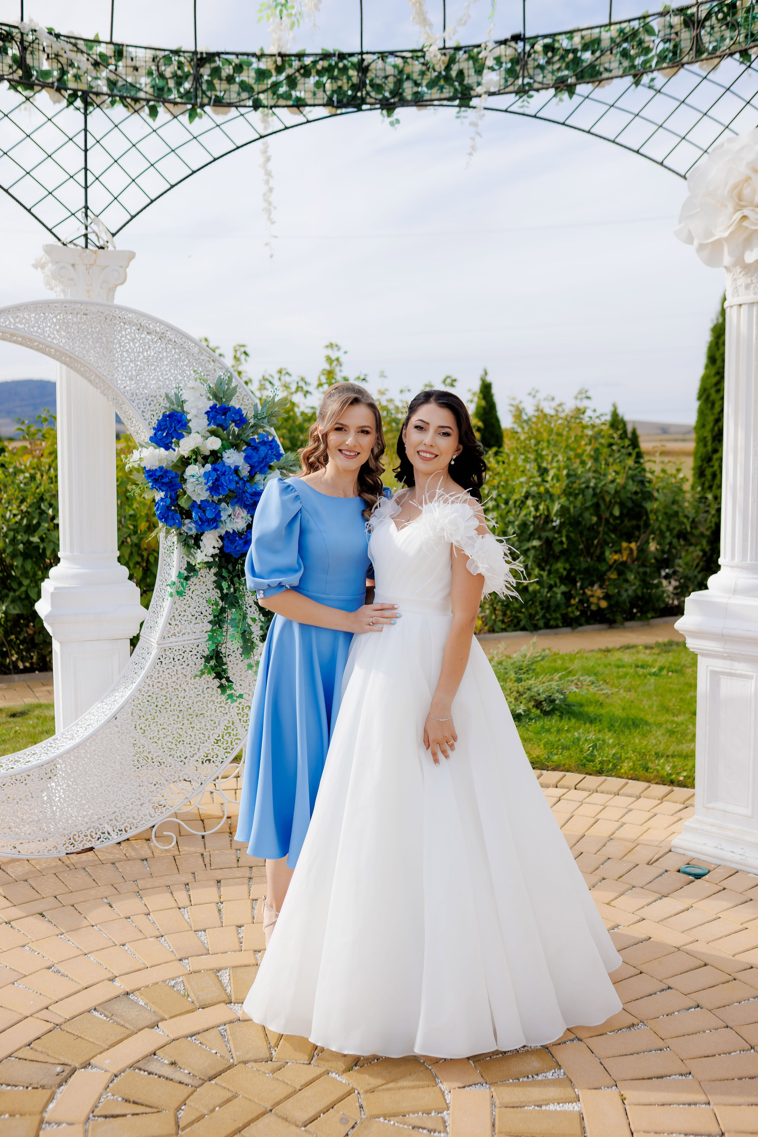 Loredana & Emilian – Ziua Nunții | Videografie - fotografie Botez Suceava, Iași, Botoșani. Servicii foto-video profesionale, pentru momente de neuitat