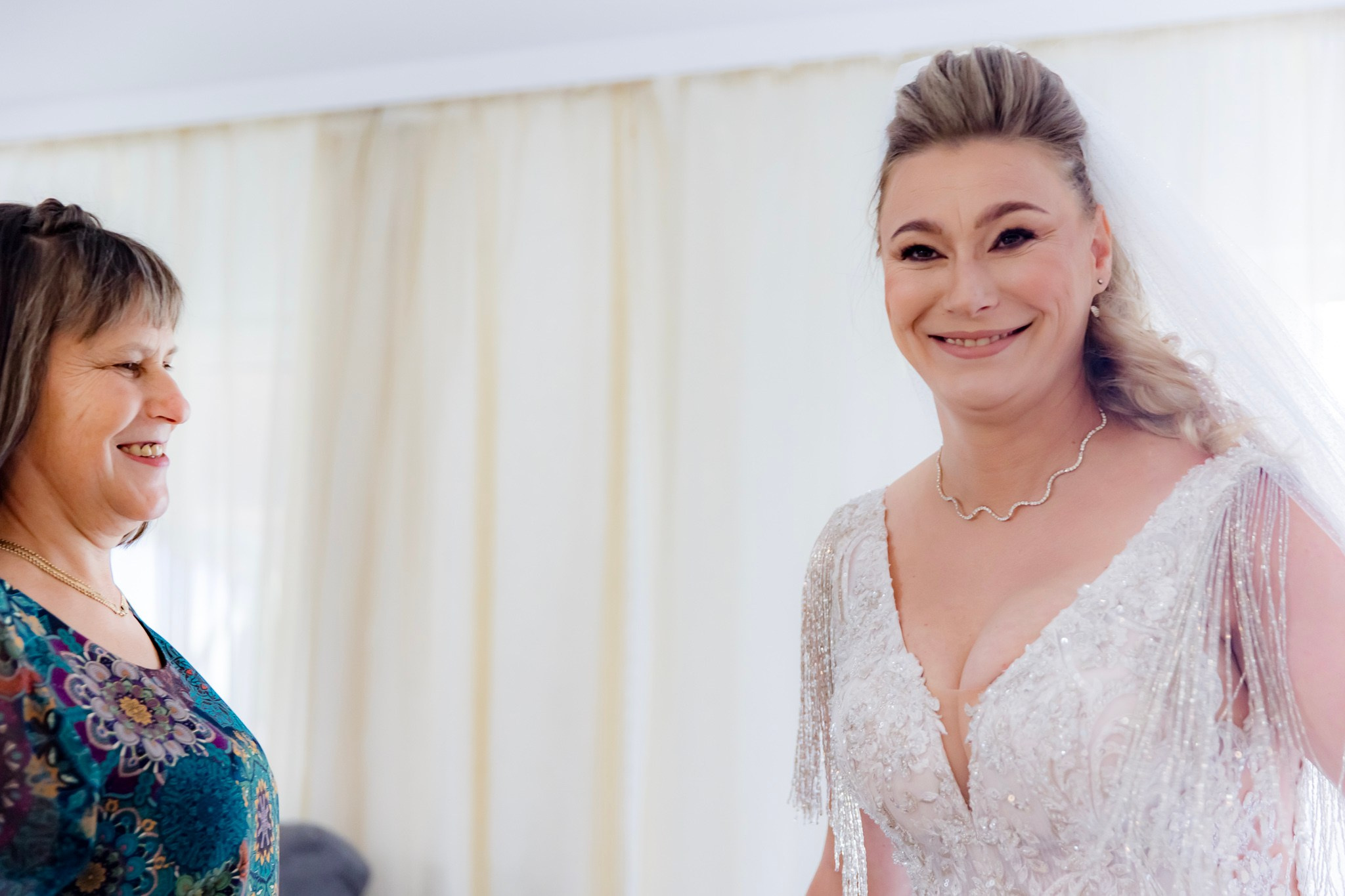 Mihai & Oana. Servicii foto-video profesionale, pentru momente de neuitat