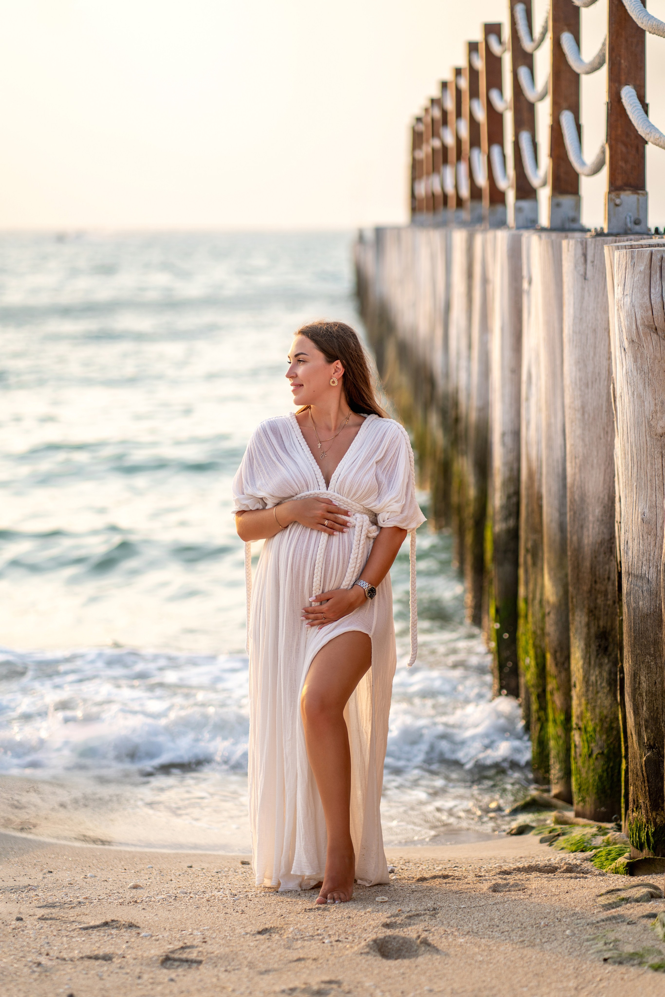 Golden hour, growing love. Angela Iakovleva — Family Photographer in Dubai