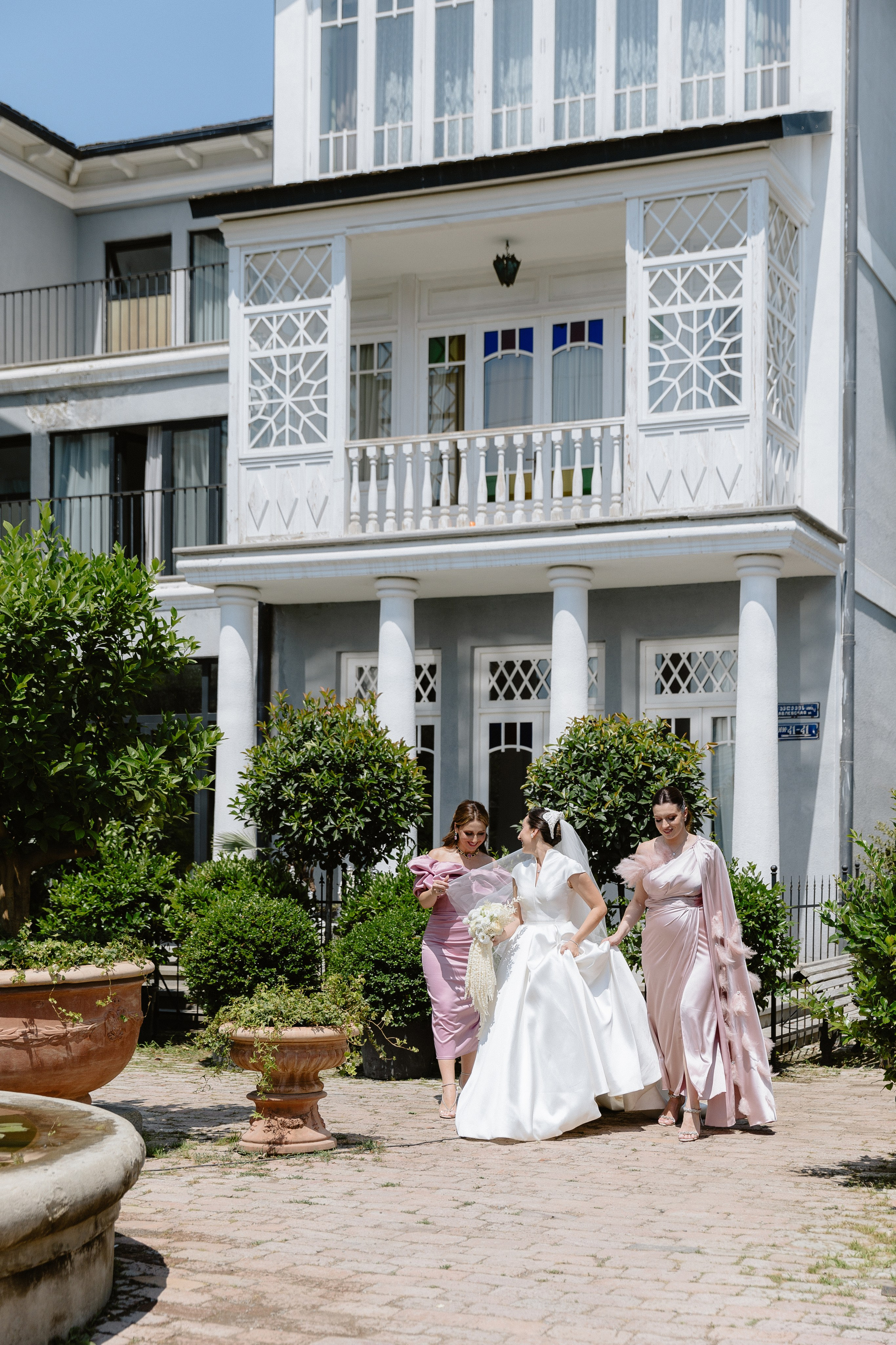 Nino & Giorgi. Photographer Anna Nazarenko