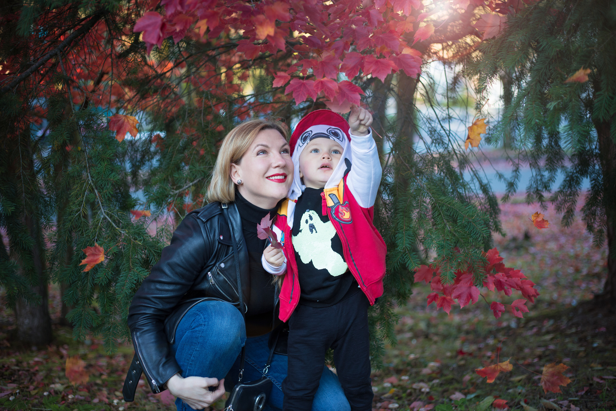 Fall. YuAnna studio. Family & Kids Photographer in Seattle area, located in