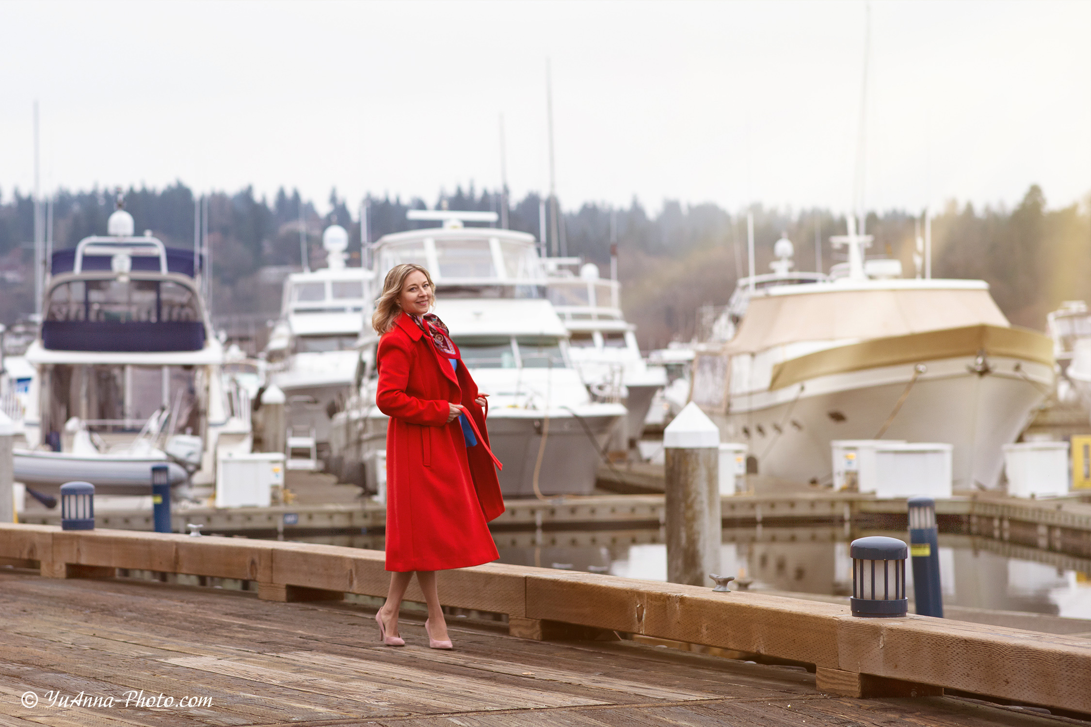 City Walking with Janna. YuAnna studio. Family & Kids Photographer in Seattle area, located in