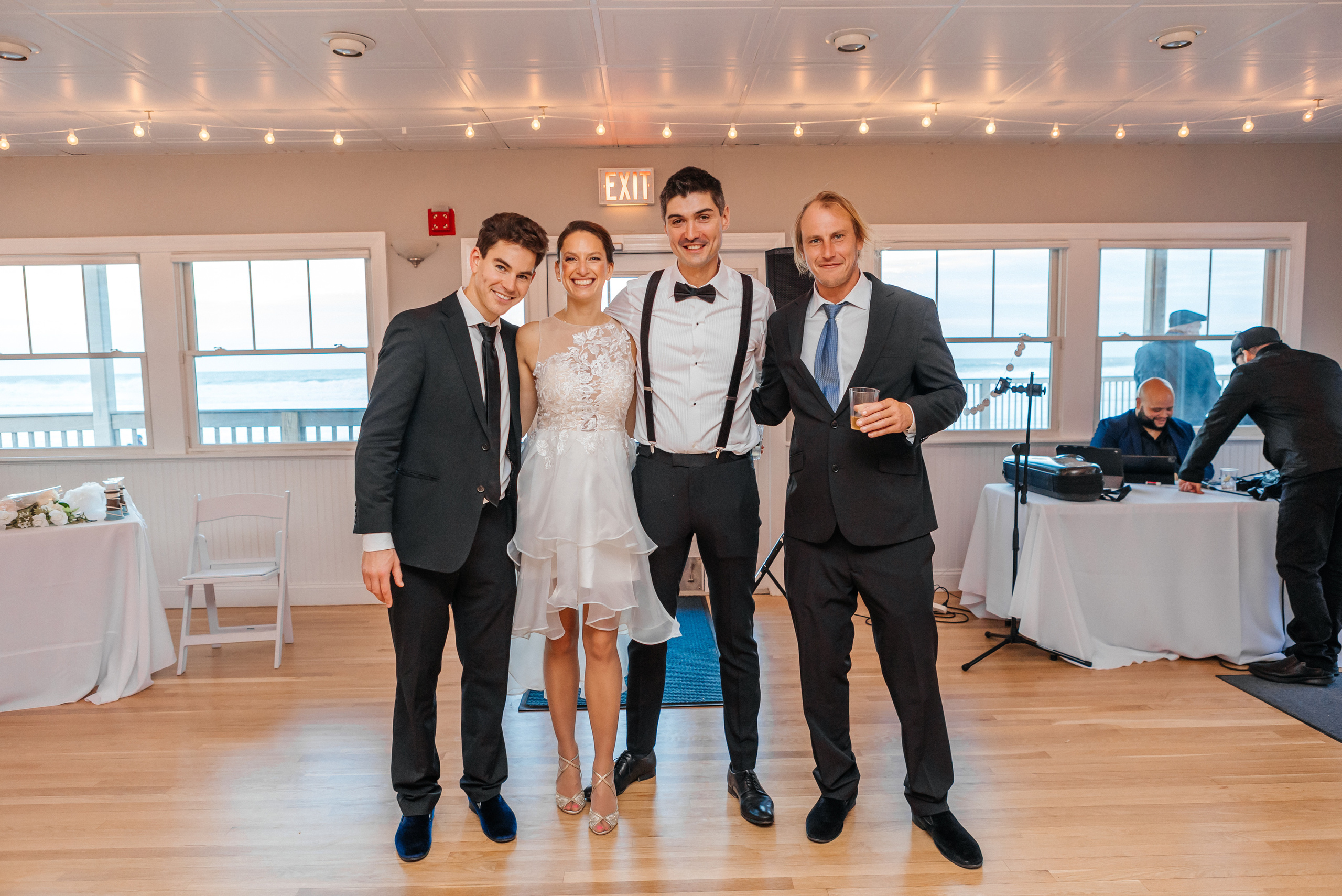 Wedding in Boston. My name is Kate and I am family and wedding photographer