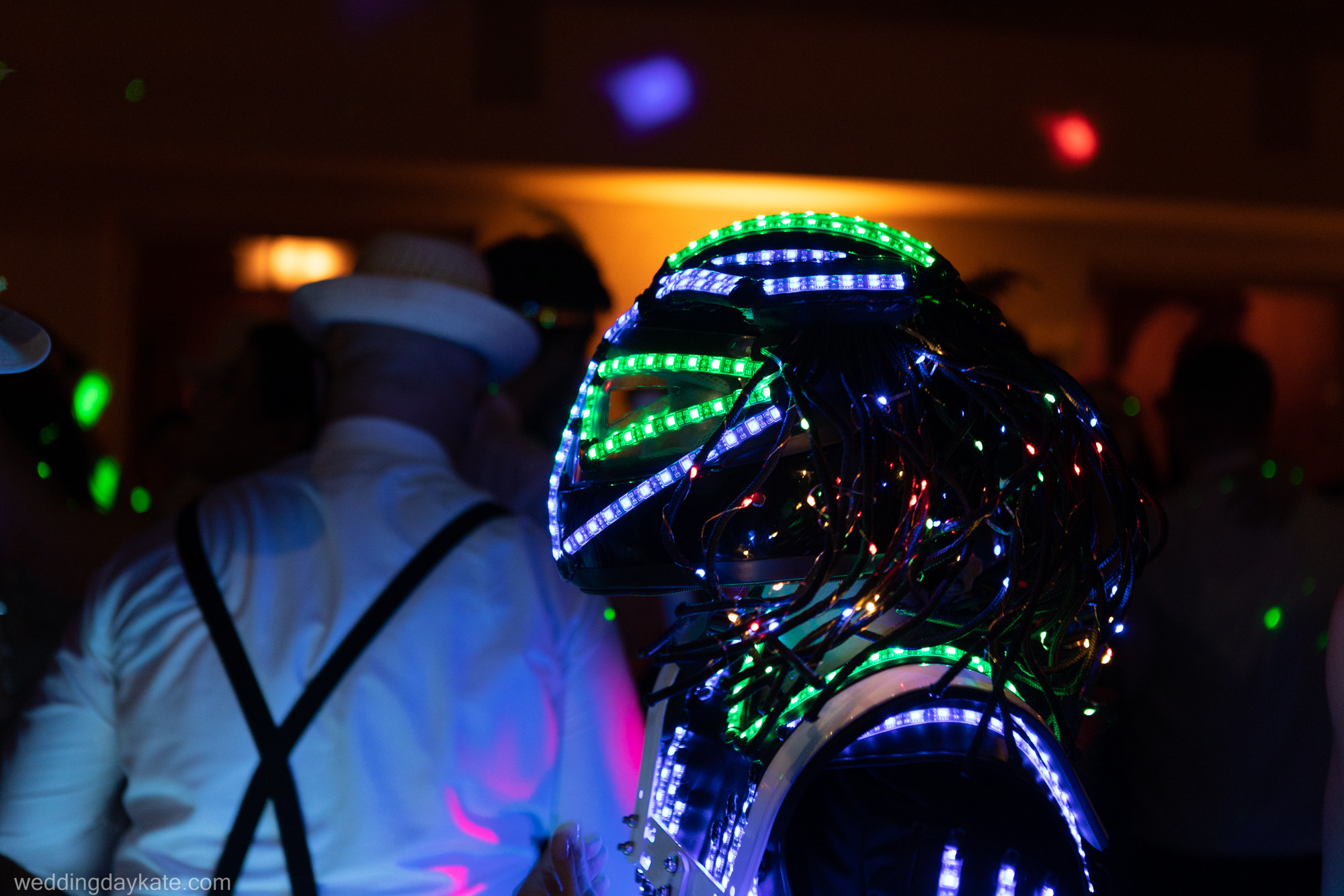 Gorgeous wedding in Addison. My name is Kate and I am family and wedding photographer