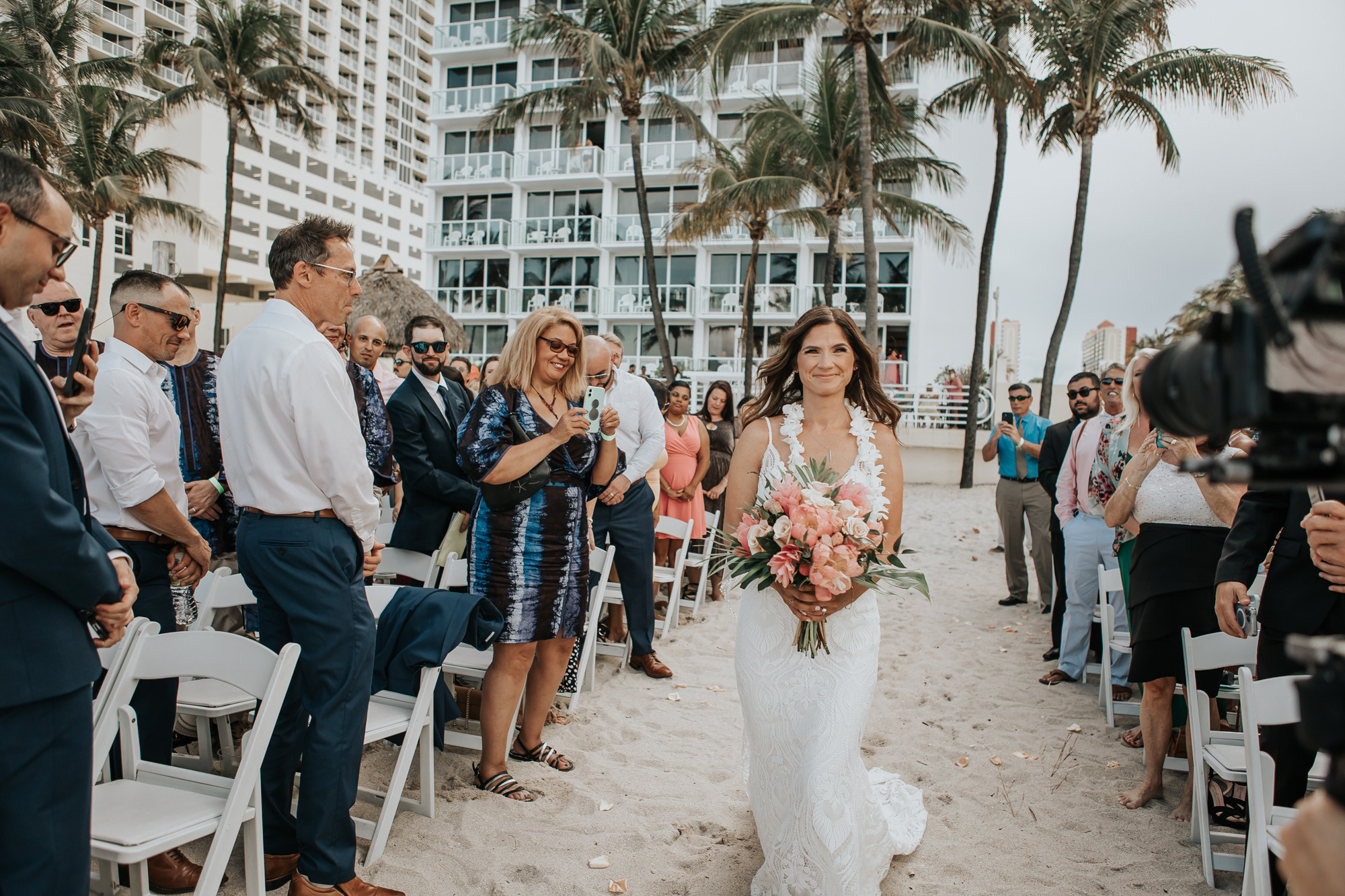 Wedding in Pelican hotel Miami. My name is Kate and I am family and wedding photographer