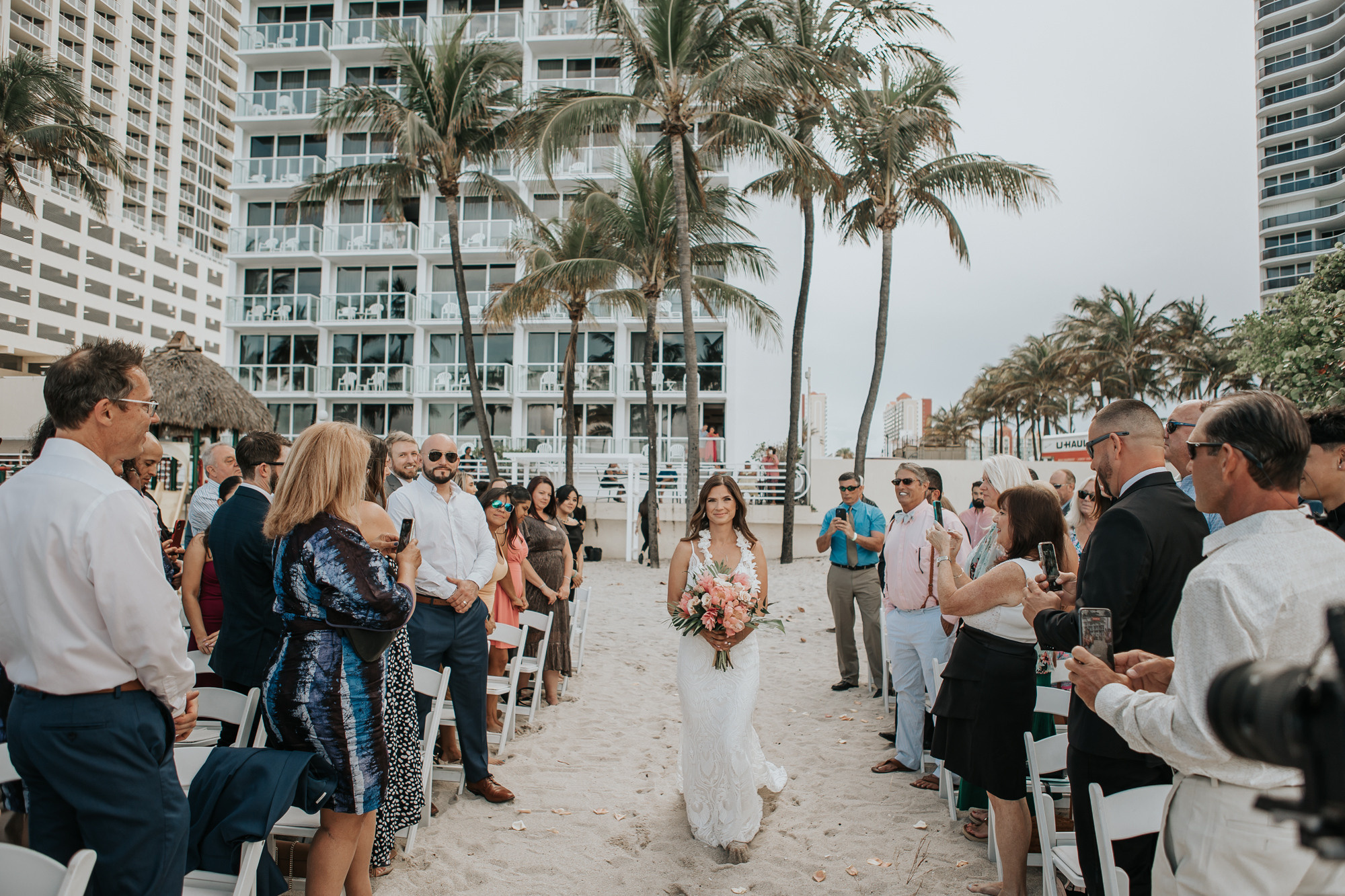 Wedding in Pelican hotel Miami. My name is Kate and I am family and wedding photographer