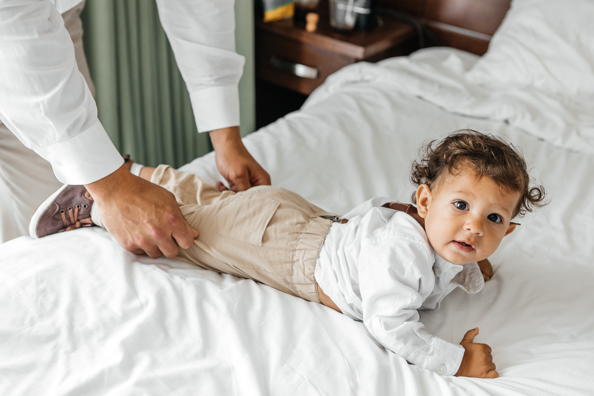 Wedding in Pelican hotel Miami. My name is Kate and I am family and wedding photographer