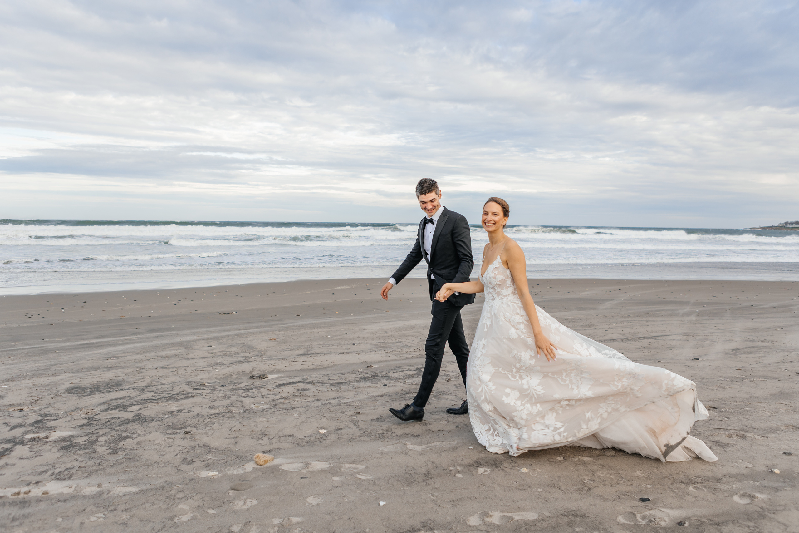 Wedding in Boston. My name is Kate and I am family and wedding photographer