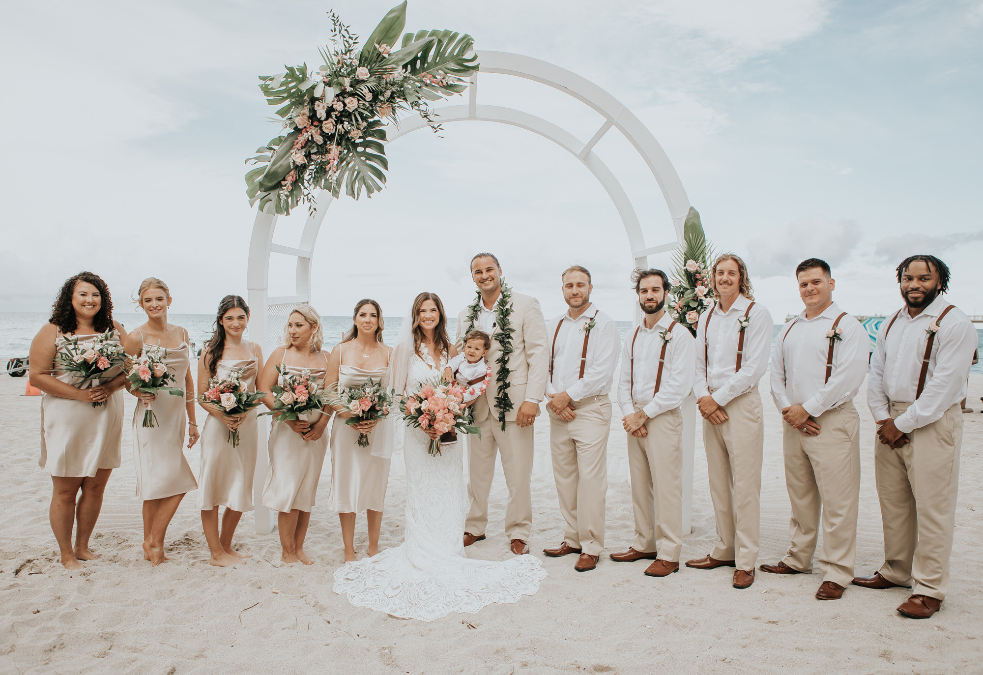 Wedding in Pelican hotel Miami. My name is Kate and I am family and wedding photographer