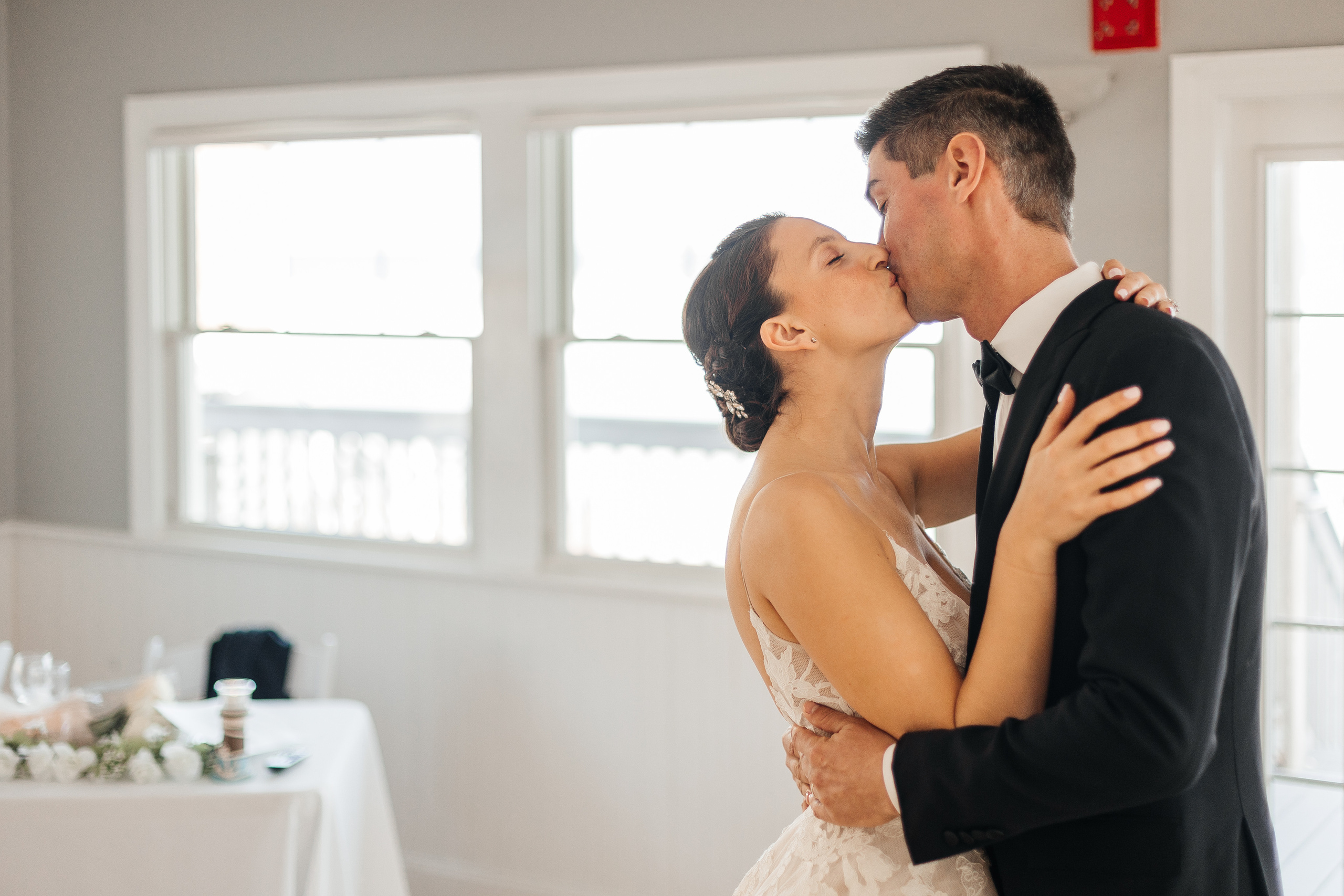 Wedding in Boston. My name is Kate and I am family and wedding photographer