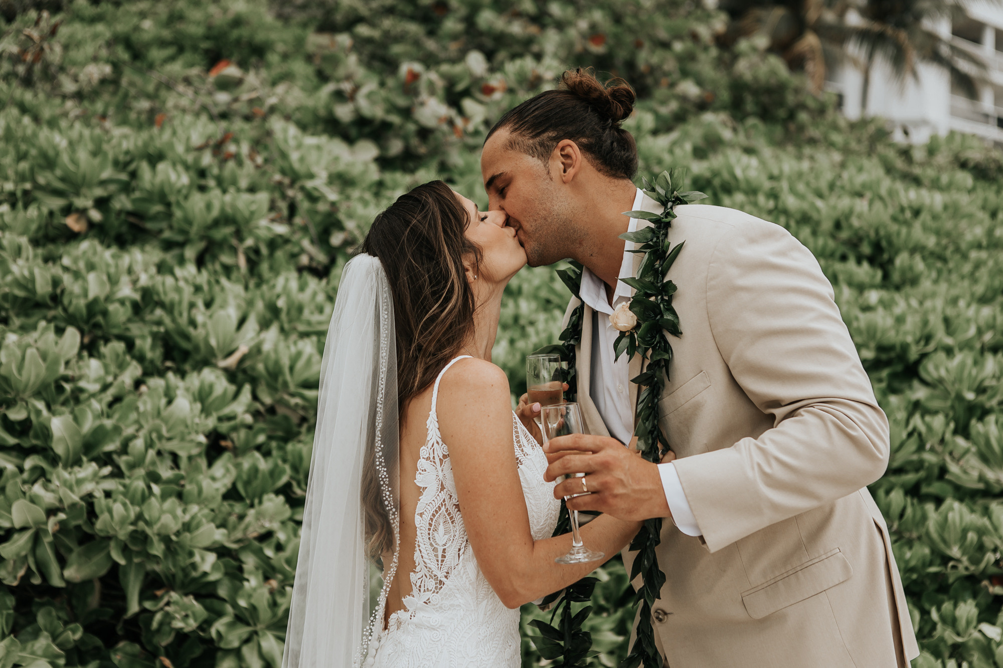 Wedding in Pelican hotel Miami. My name is Kate and I am family and wedding photographer