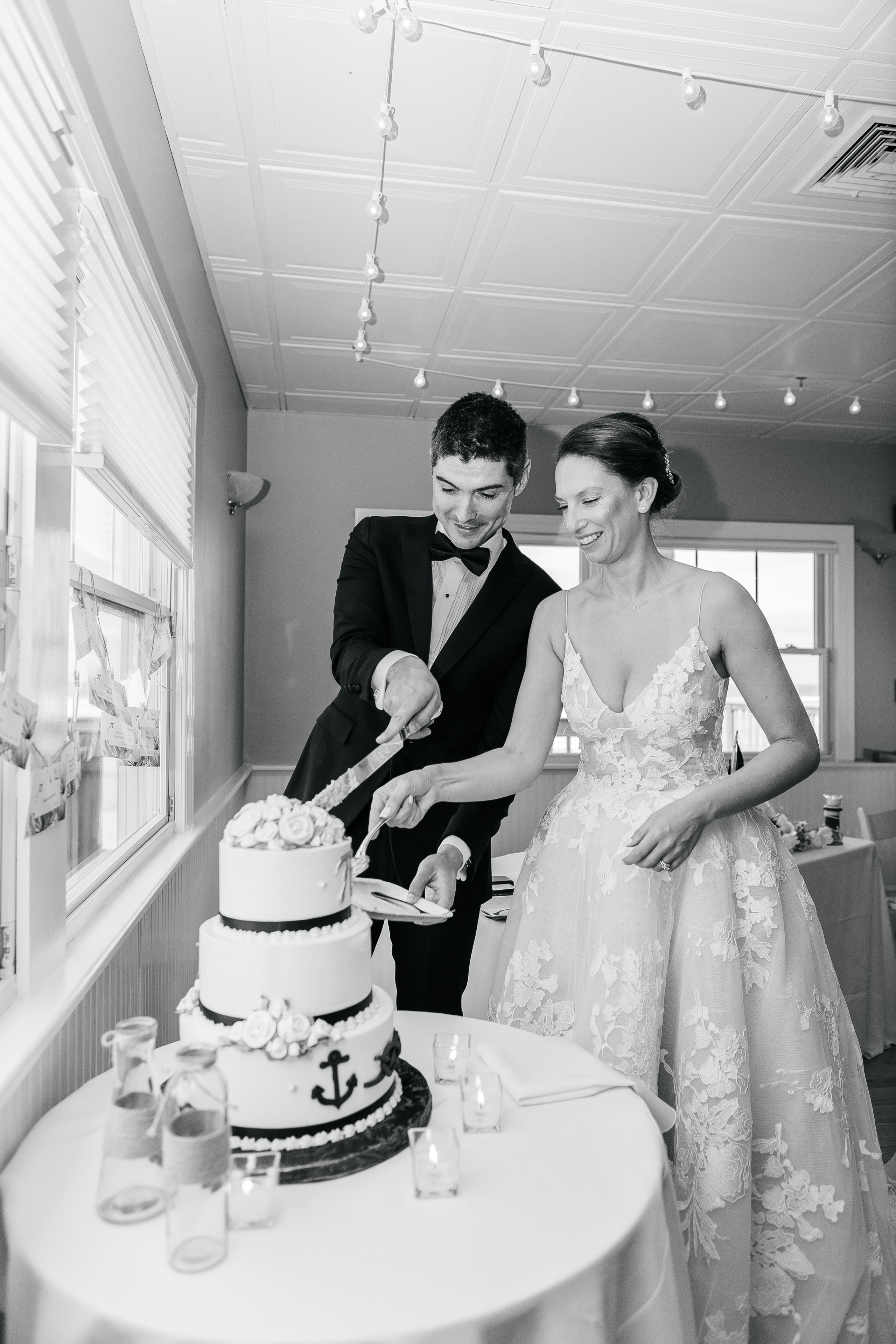 Wedding in Boston. My name is Kate and I am family and wedding photographer