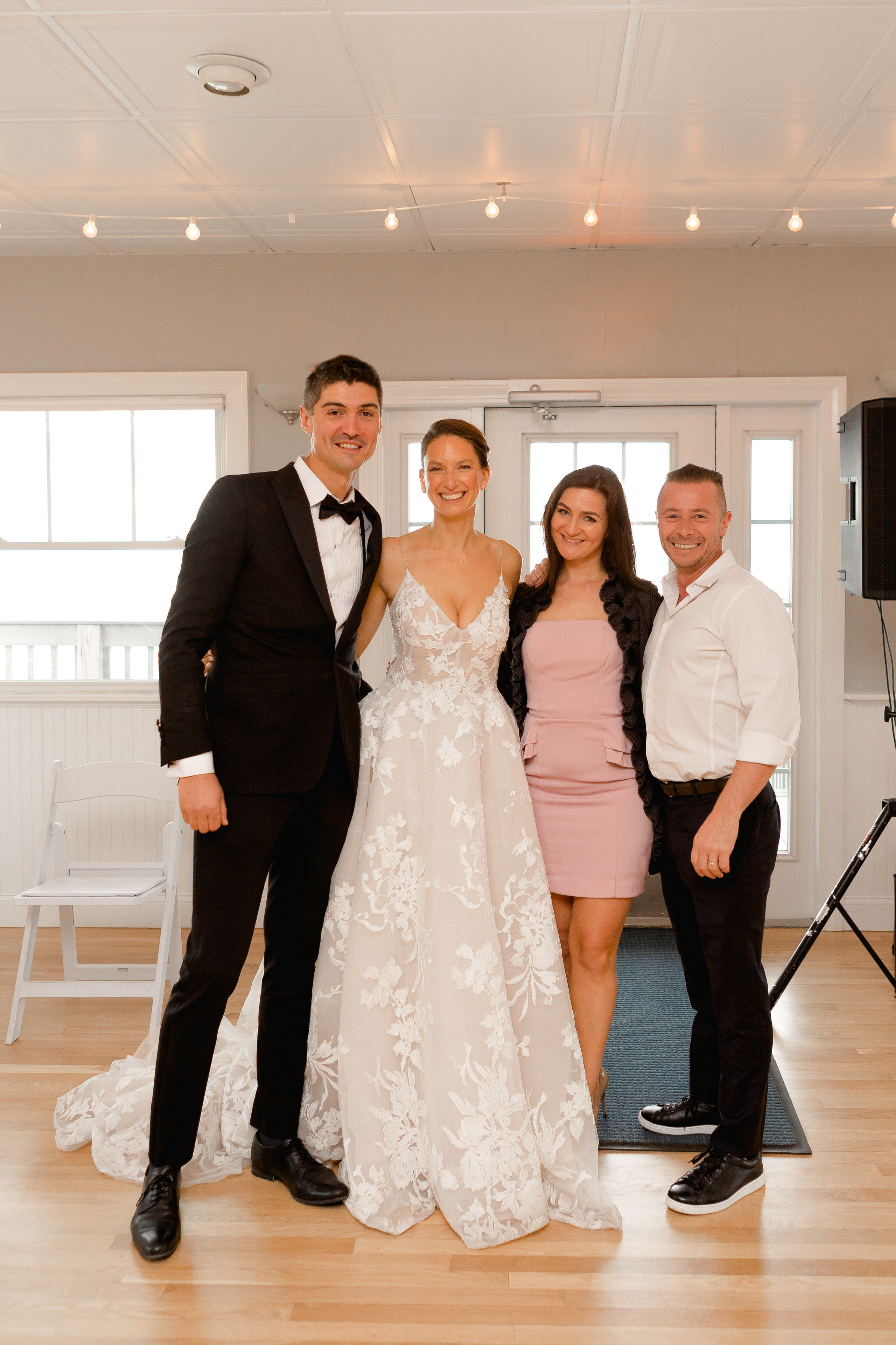 Wedding in Boston. My name is Kate and I am family and wedding photographer