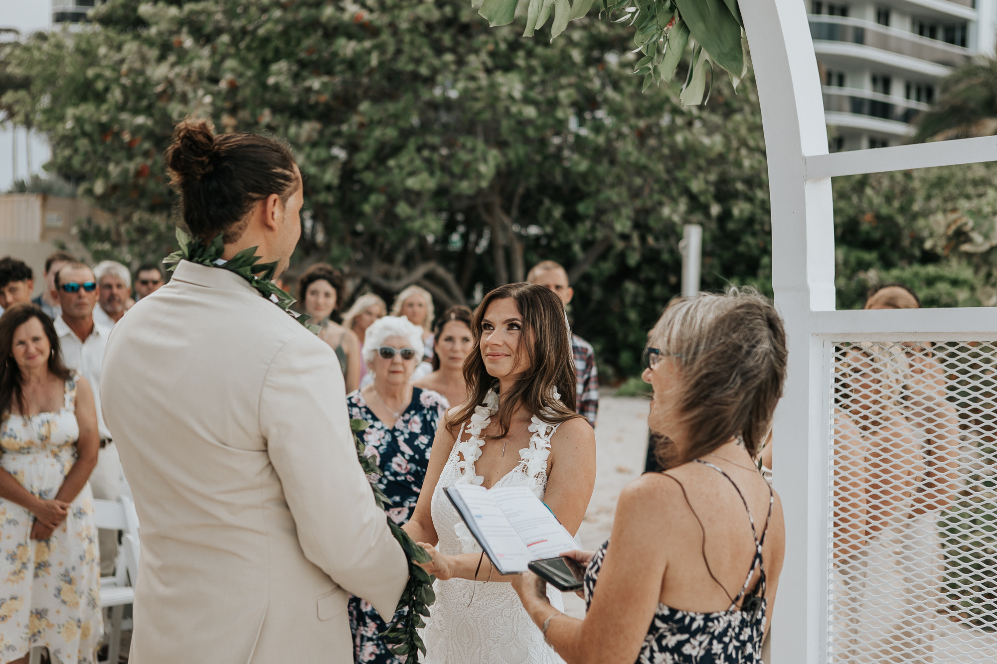 Wedding in Pelican hotel Miami. My name is Kate and I am family and wedding photographer