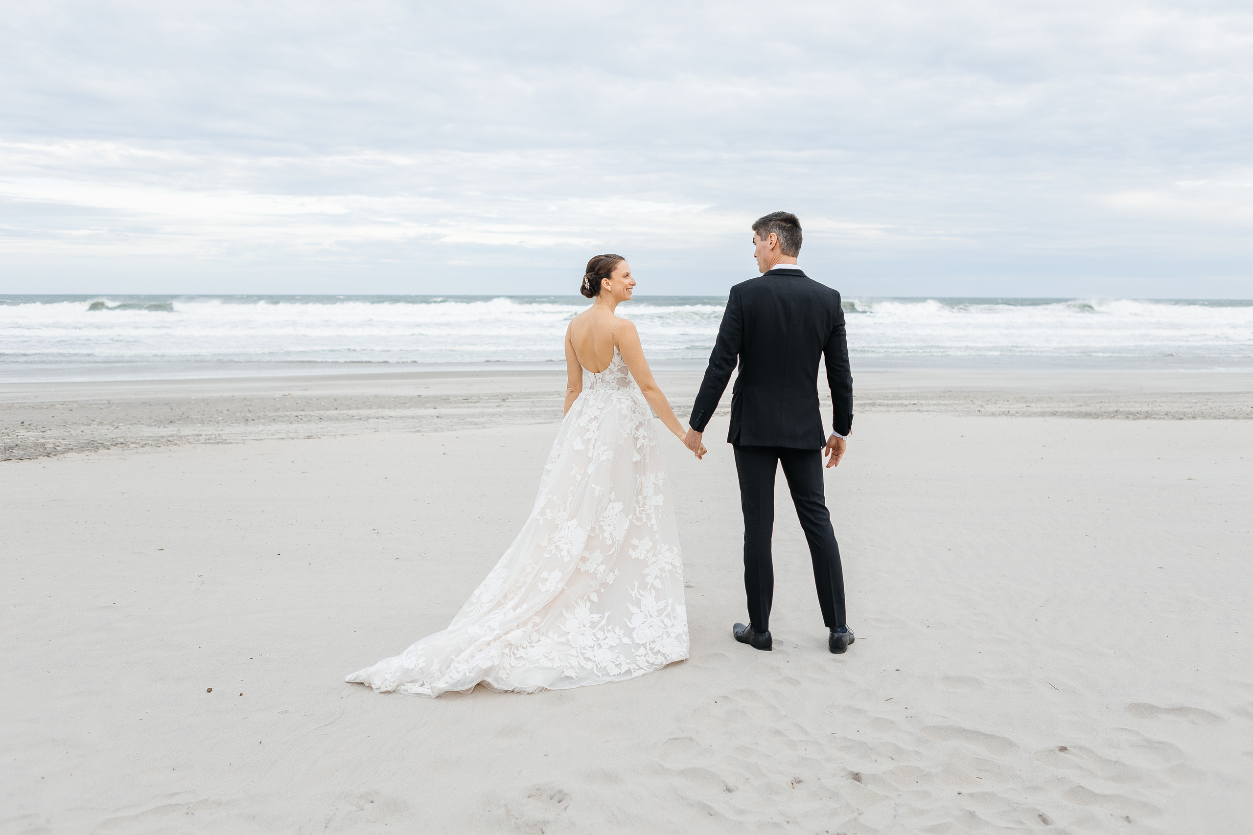 Wedding in Boston. My name is Kate and I am family and wedding photographer