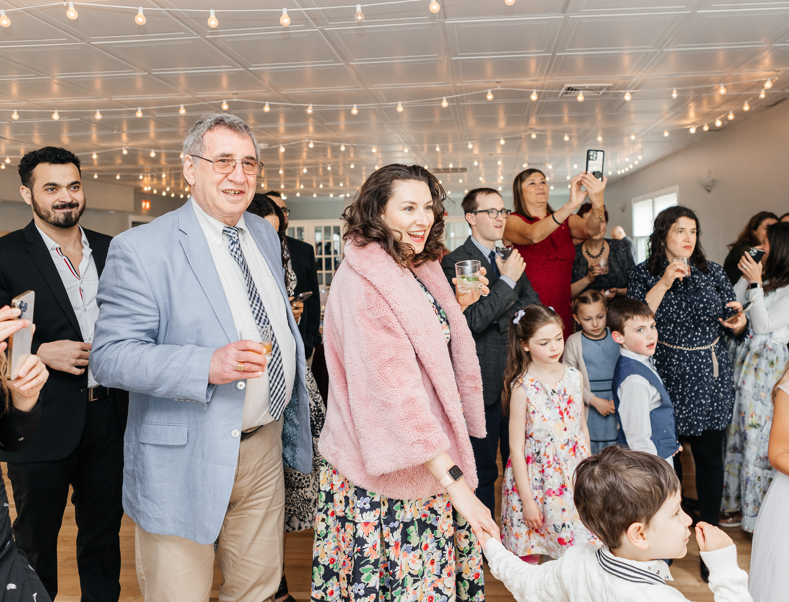 Wedding in Boston. My name is Kate and I am family and wedding photographer