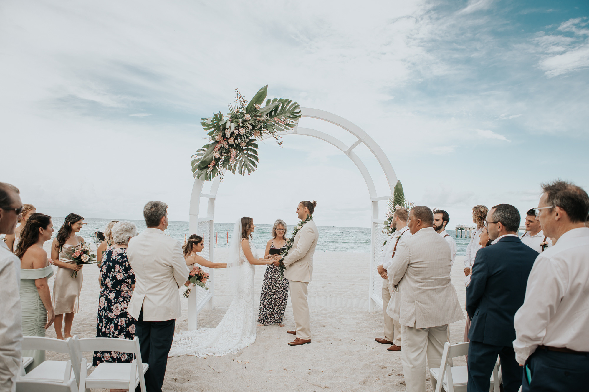 Wedding in Pelican hotel Miami. My name is Kate and I am family and wedding photographer