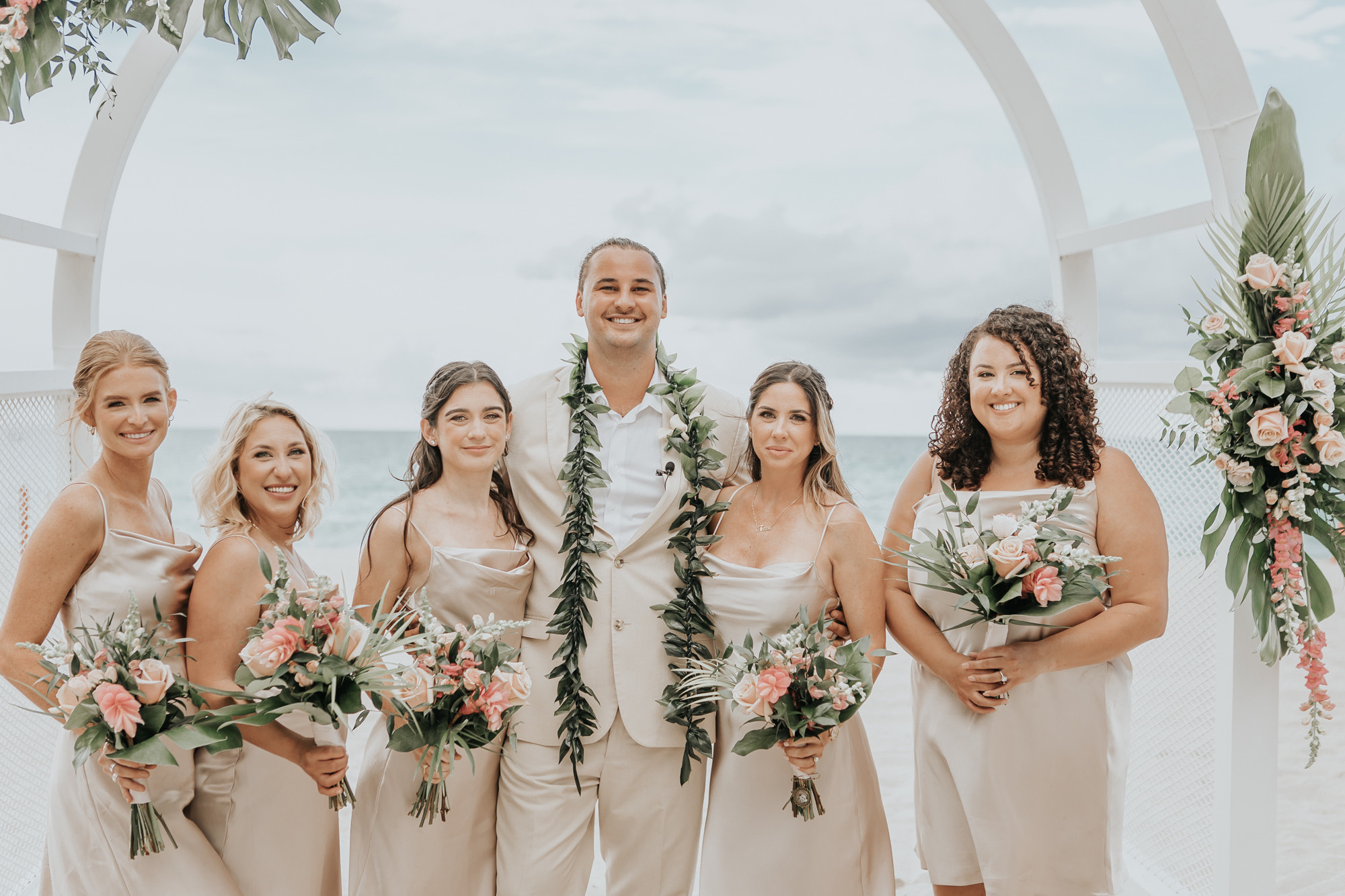 Wedding in Pelican hotel Miami. My name is Kate and I am family and wedding photographer