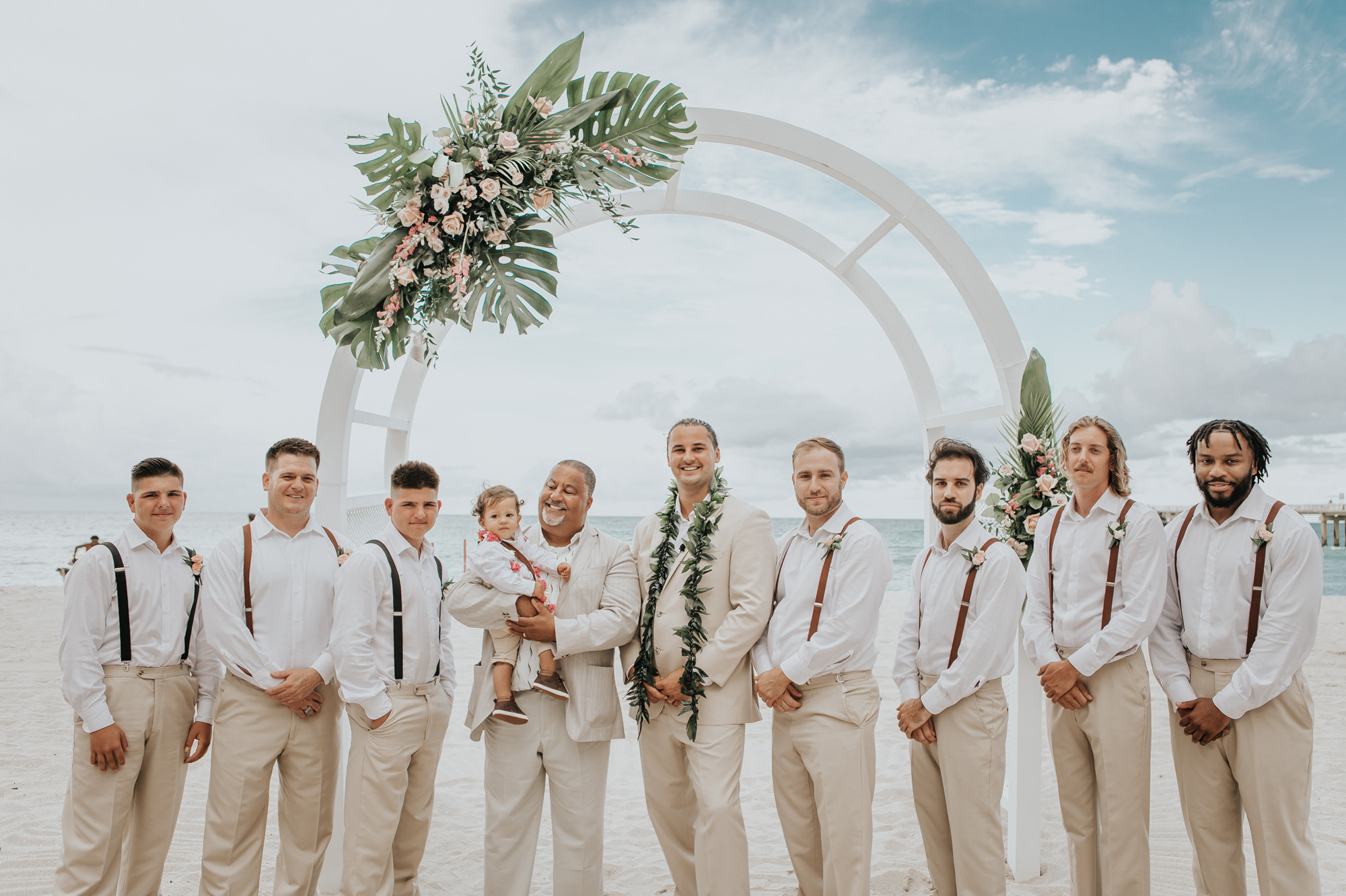 Wedding in Pelican hotel Miami. My name is Kate and I am family and wedding photographer