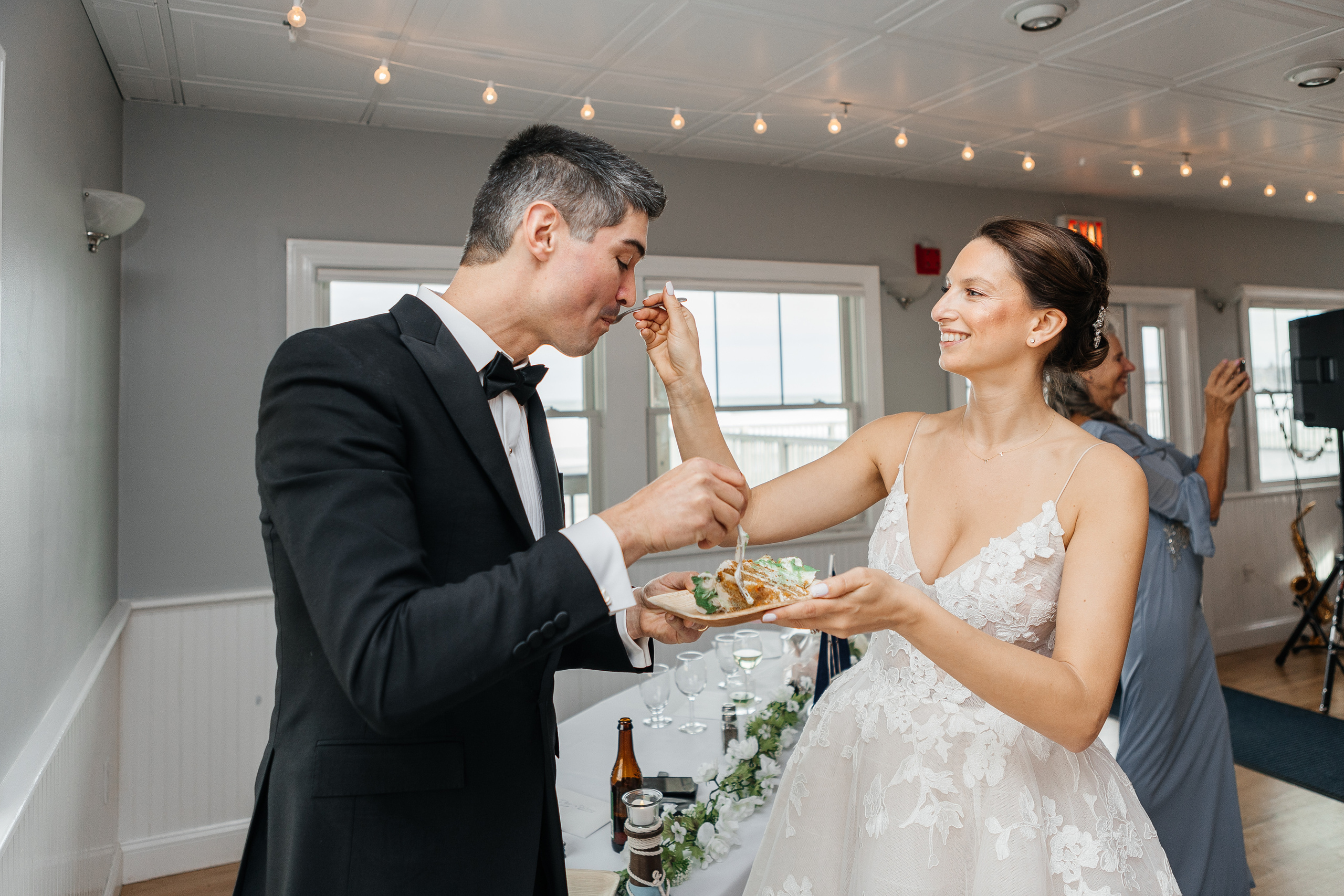 Wedding in Boston. My name is Kate and I am family and wedding photographer