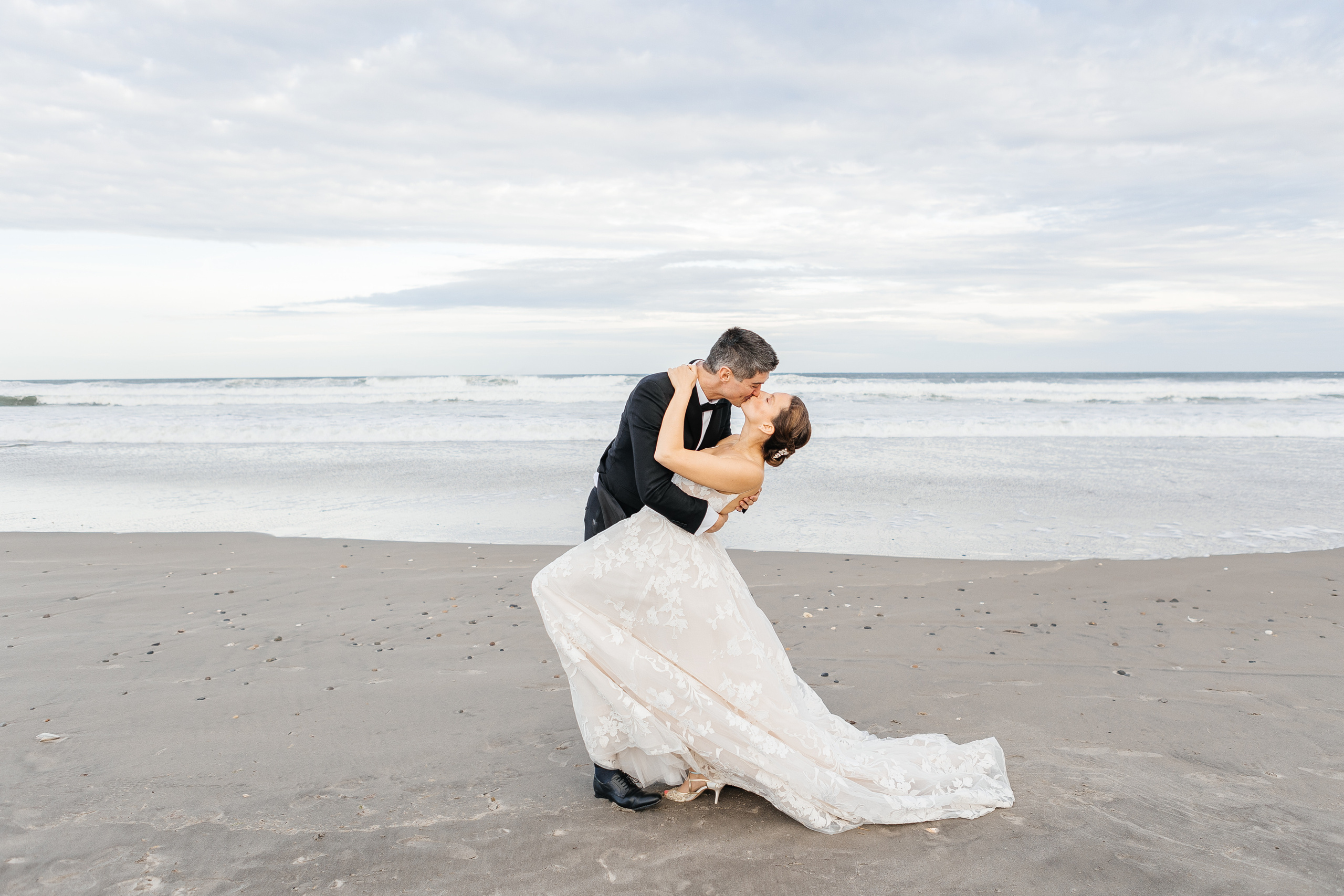 Wedding in Boston. My name is Kate and I am family and wedding photographer