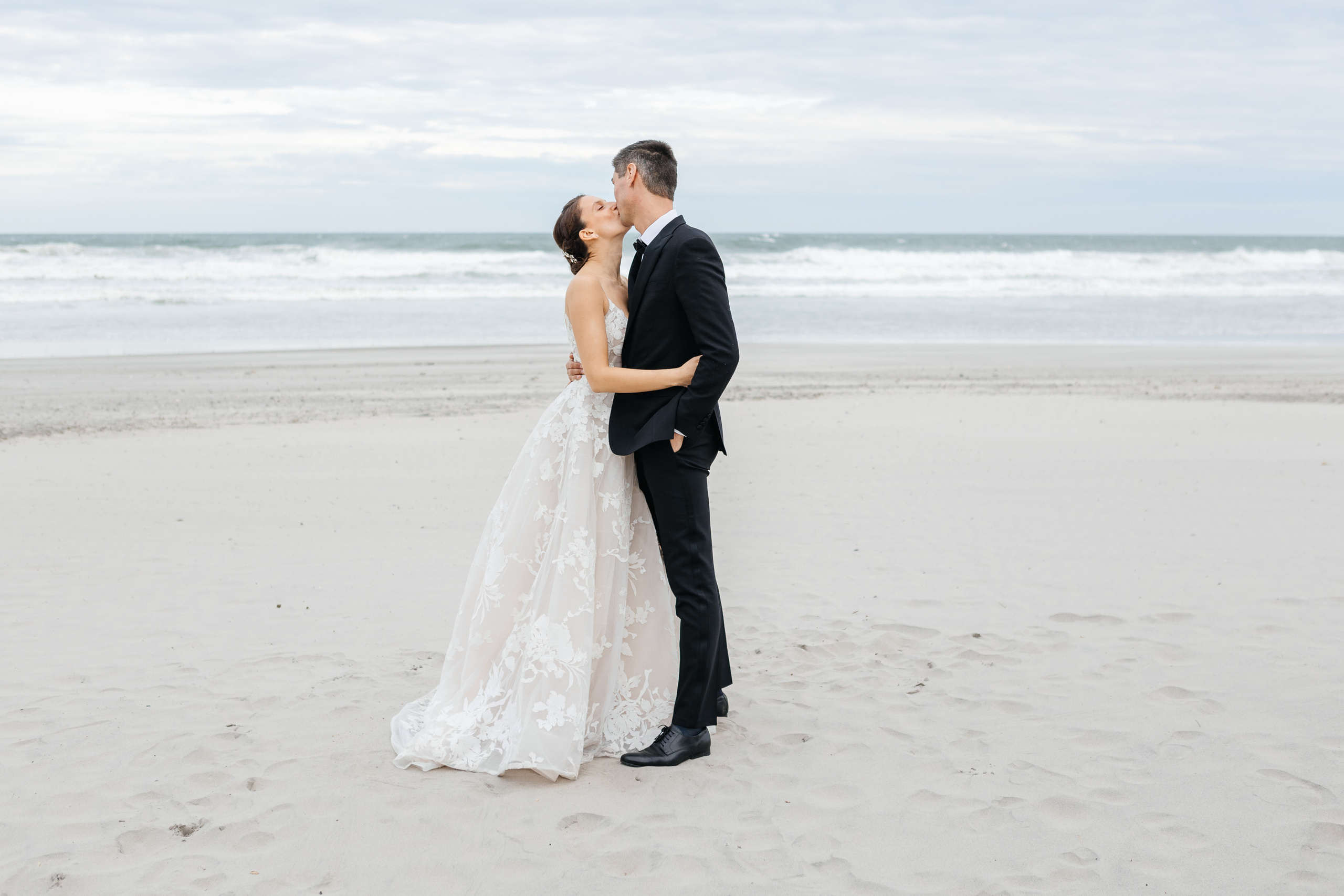 Wedding in Boston. My name is Kate and I am family and wedding photographer