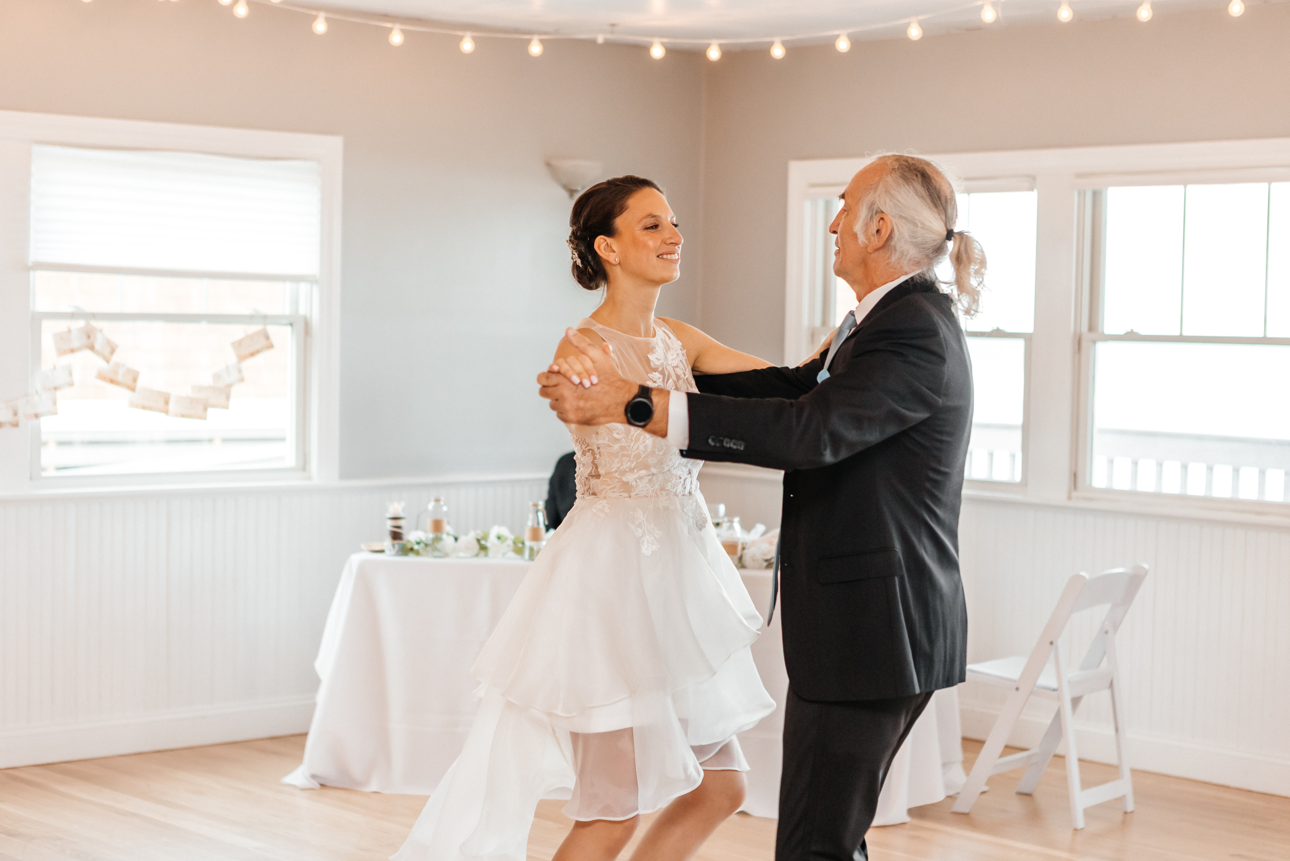 Wedding in Boston. My name is Kate and I am family and wedding photographer