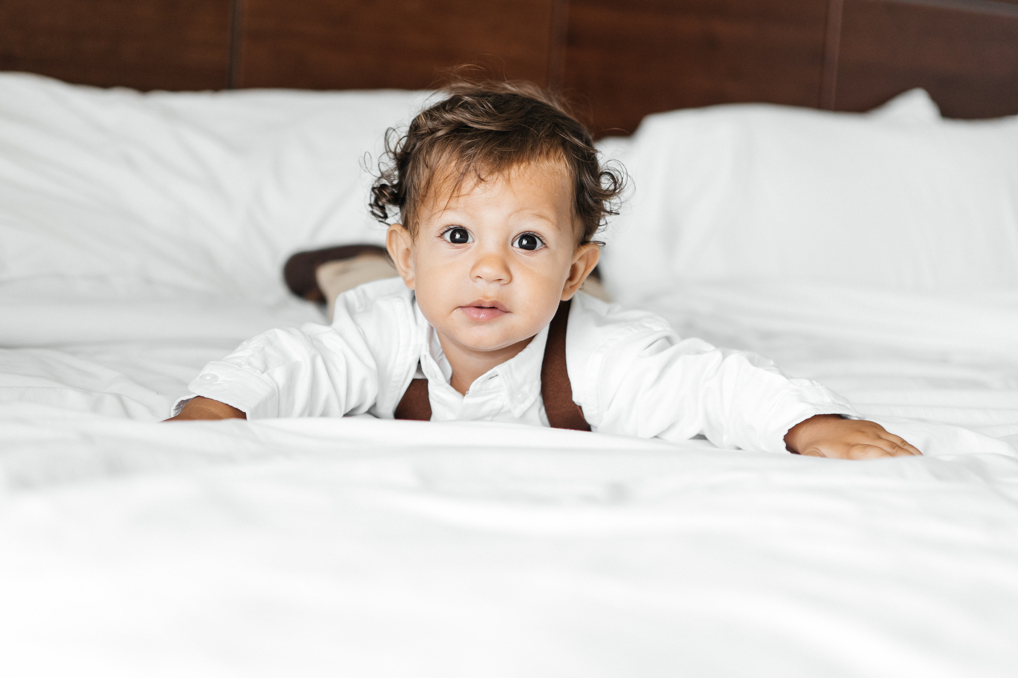 Wedding in Pelican hotel Miami. My name is Kate and I am family and wedding photographer