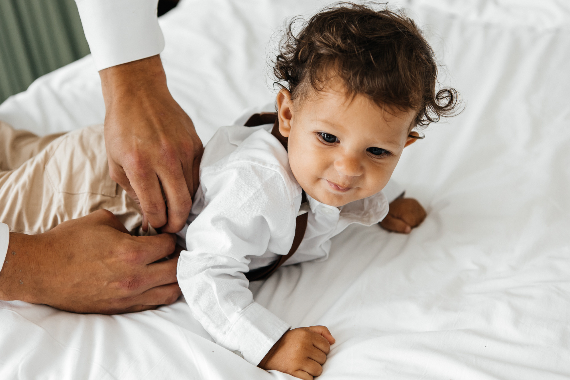 Wedding in Pelican hotel Miami. My name is Kate and I am family and wedding photographer