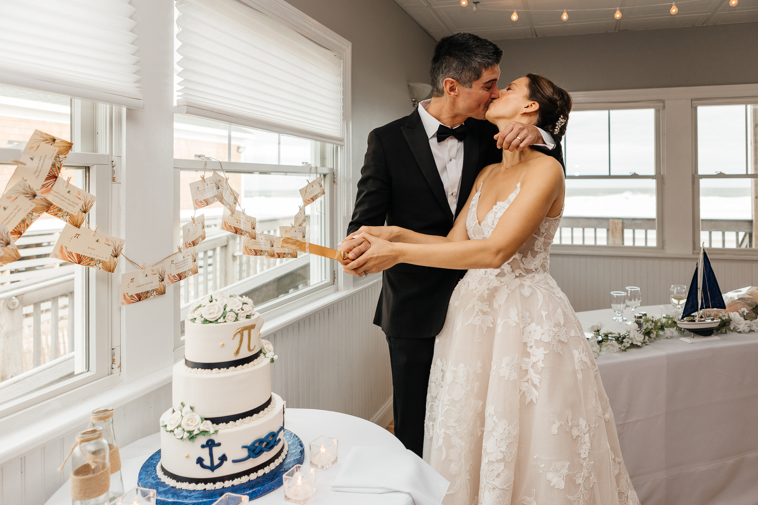 Wedding in Boston. My name is Kate and I am family and wedding photographer