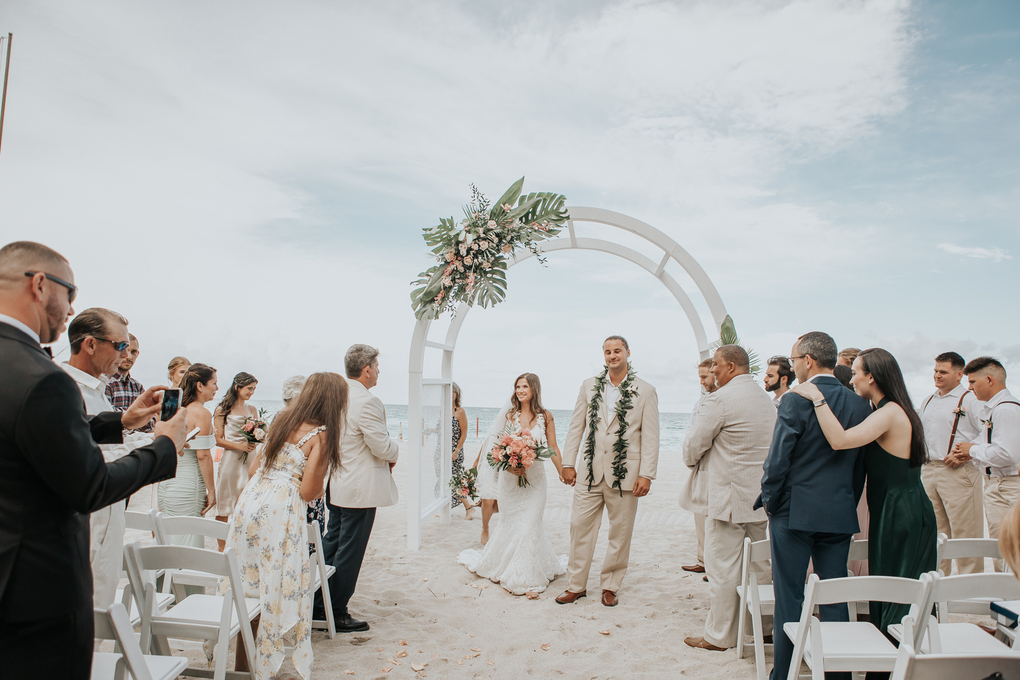 Wedding in Pelican hotel Miami. My name is Kate and I am family and wedding photographer